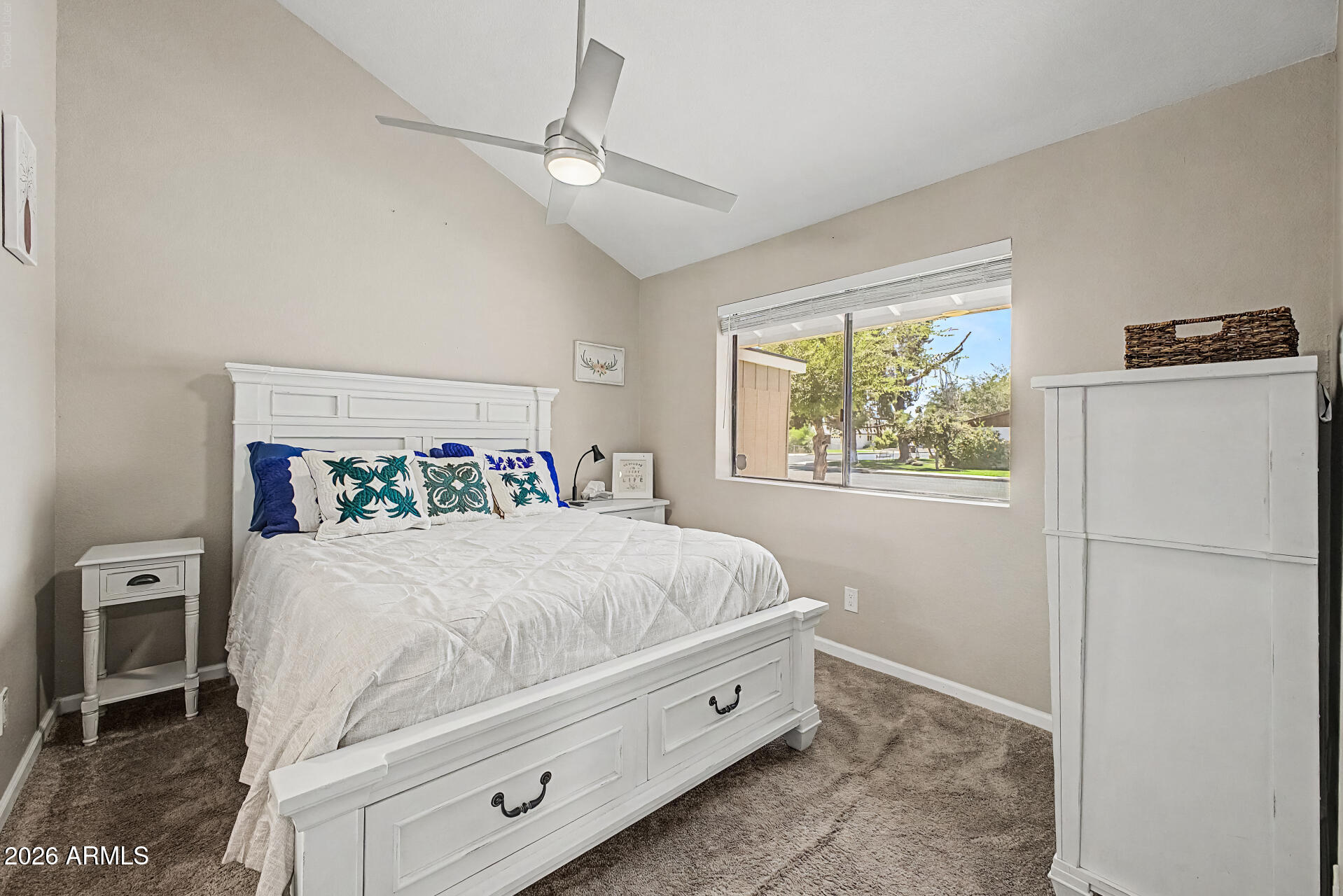 MEADOWBROOK VILLAGE AMD - Residential