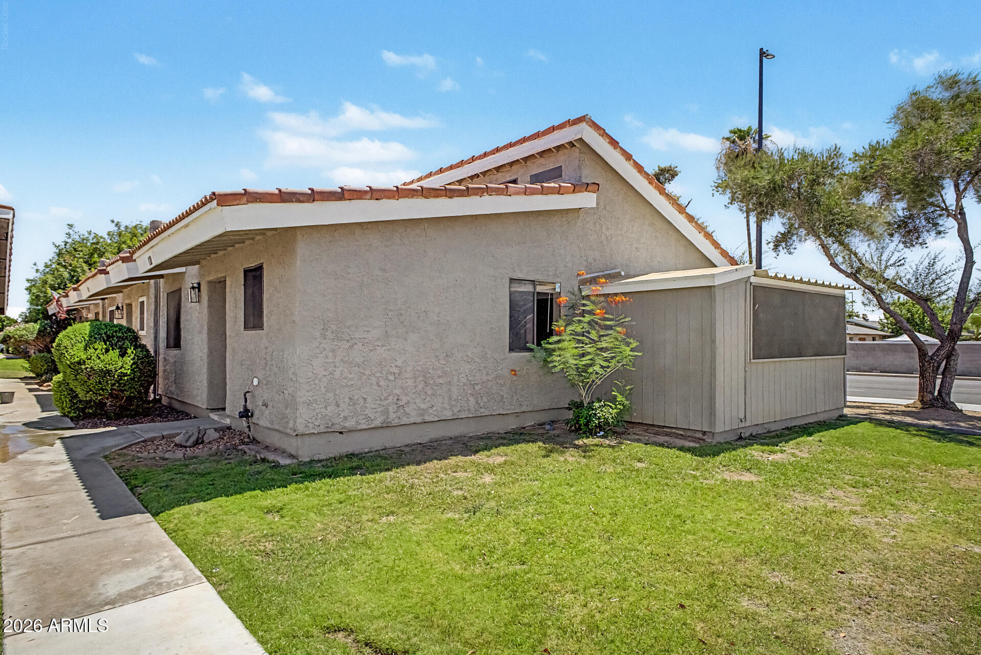 MEADOWBROOK VILLAGE AMD - Residential