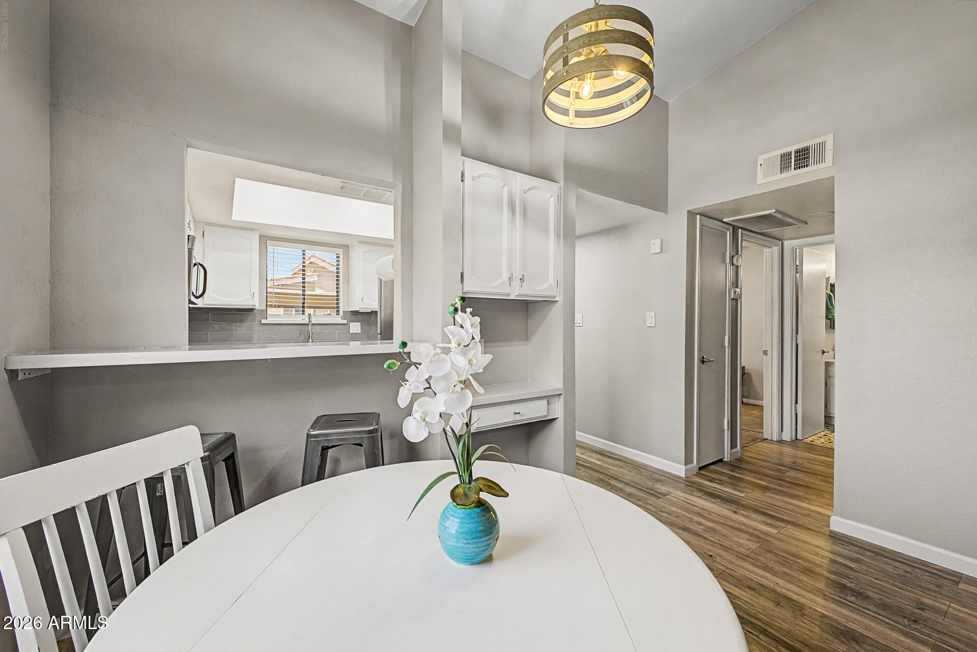 MEADOWBROOK VILLAGE AMD - Residential