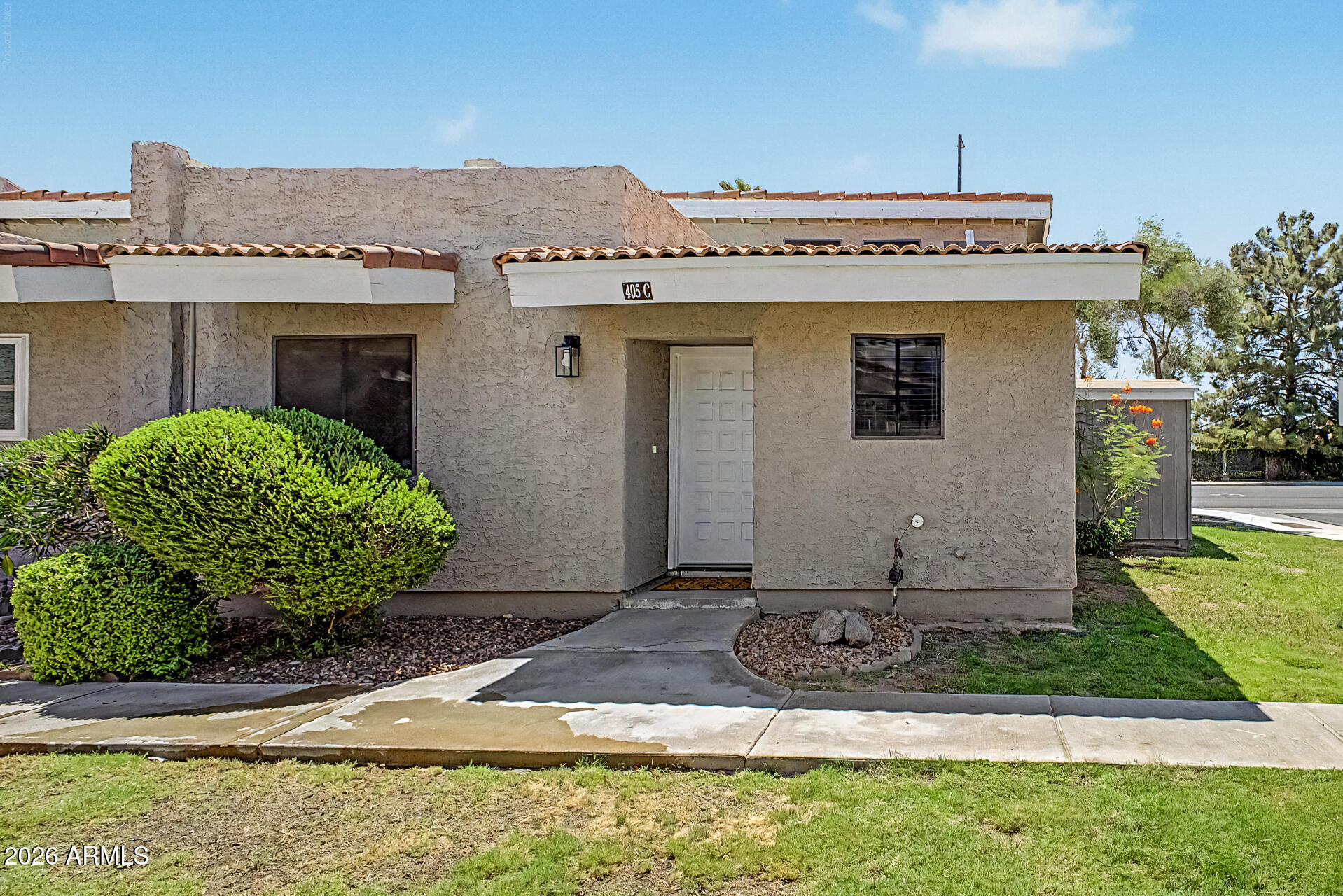 MEADOWBROOK VILLAGE AMD - Residential