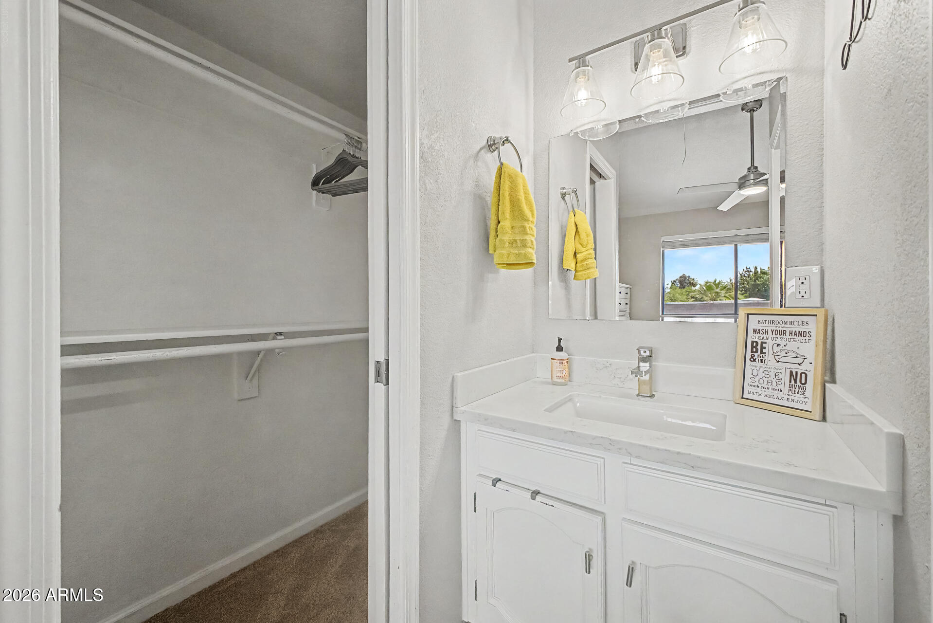 MEADOWBROOK VILLAGE AMD - Residential