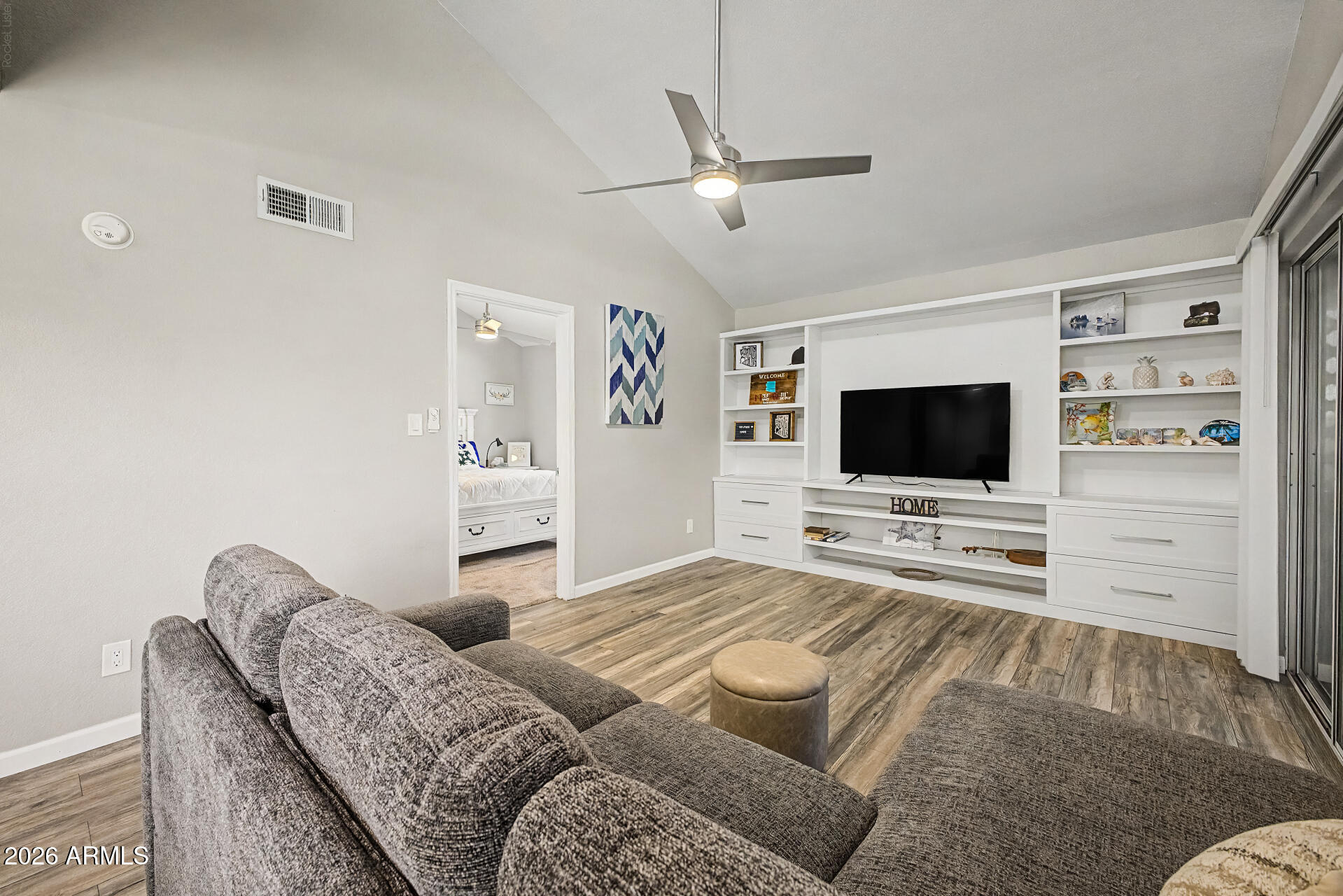 MEADOWBROOK VILLAGE AMD - Residential