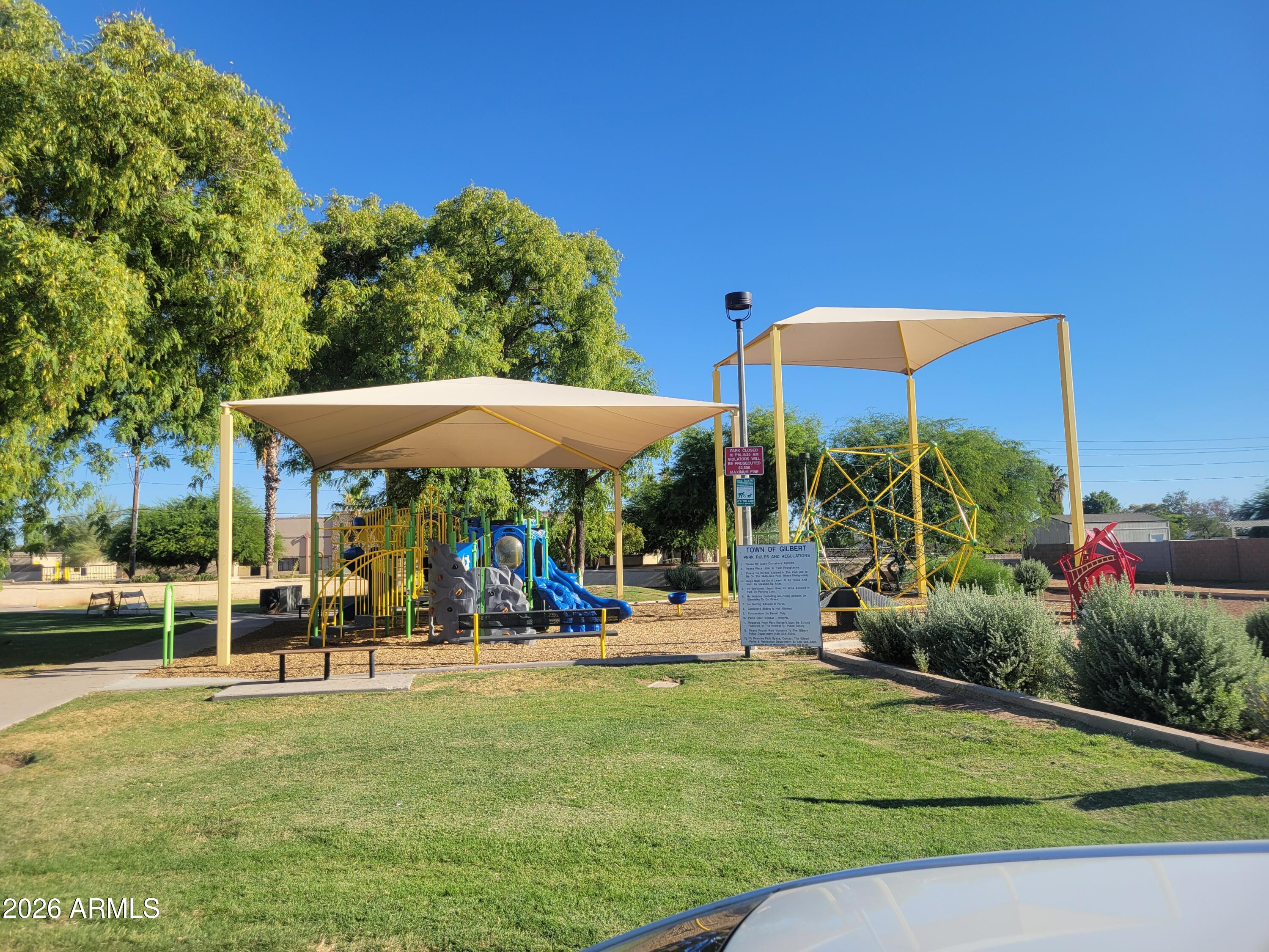 MEADOWBROOK VILLAGE AMD - Residential