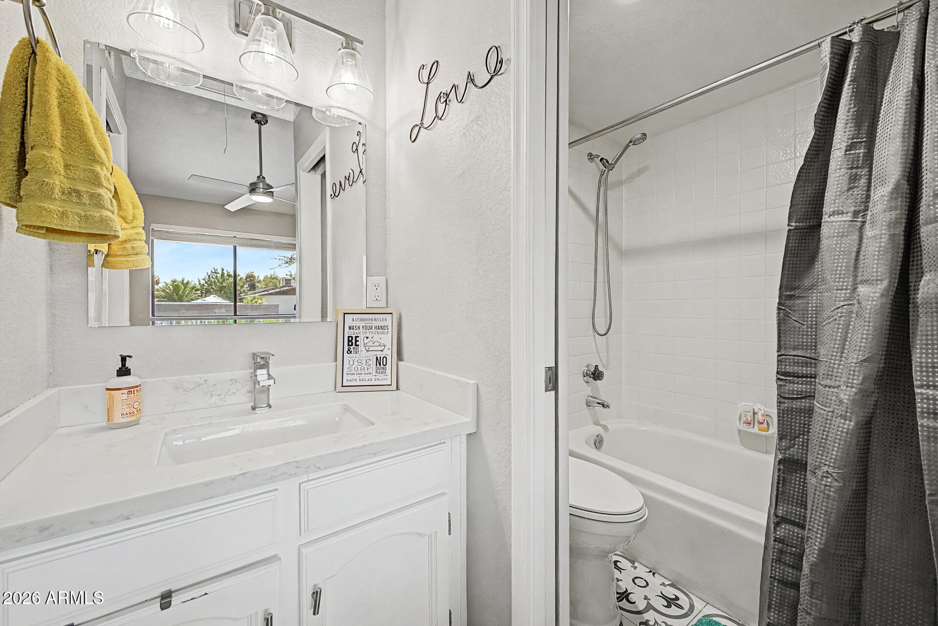 MEADOWBROOK VILLAGE AMD - Residential