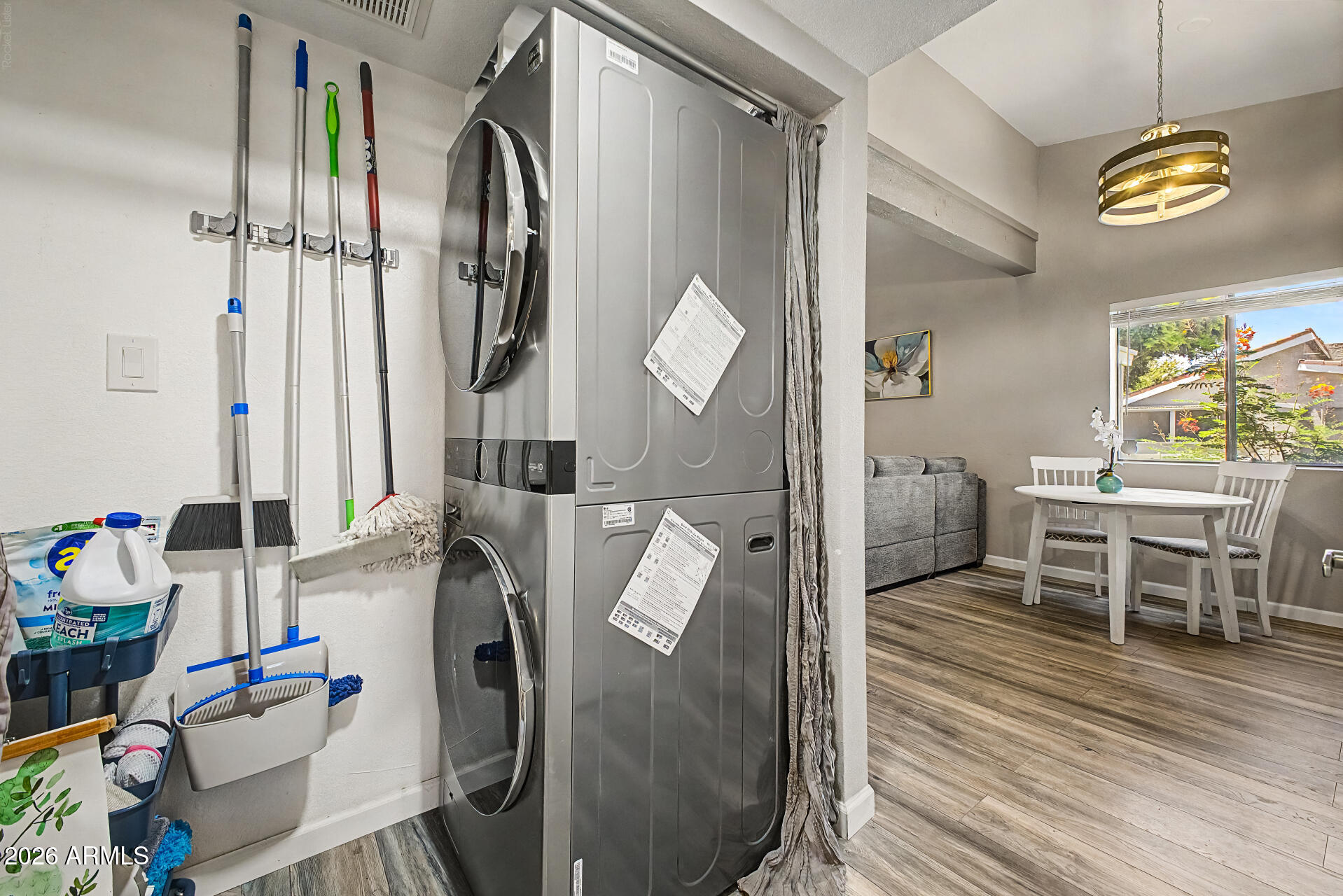 MEADOWBROOK VILLAGE AMD - Residential