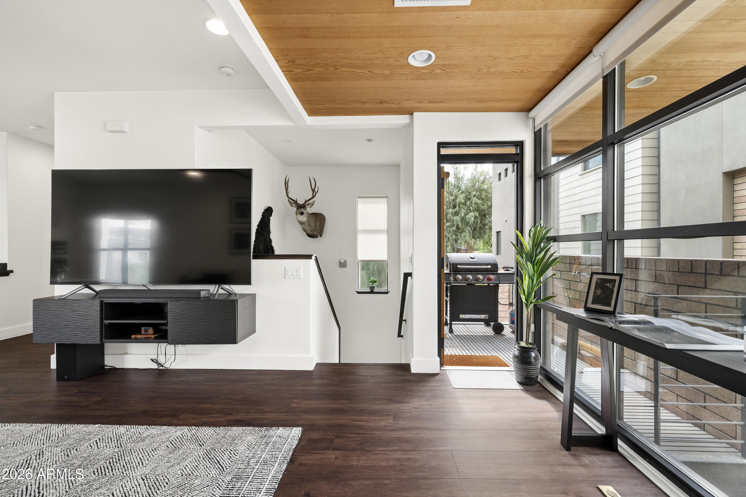 5TH STREET WEST - Residential