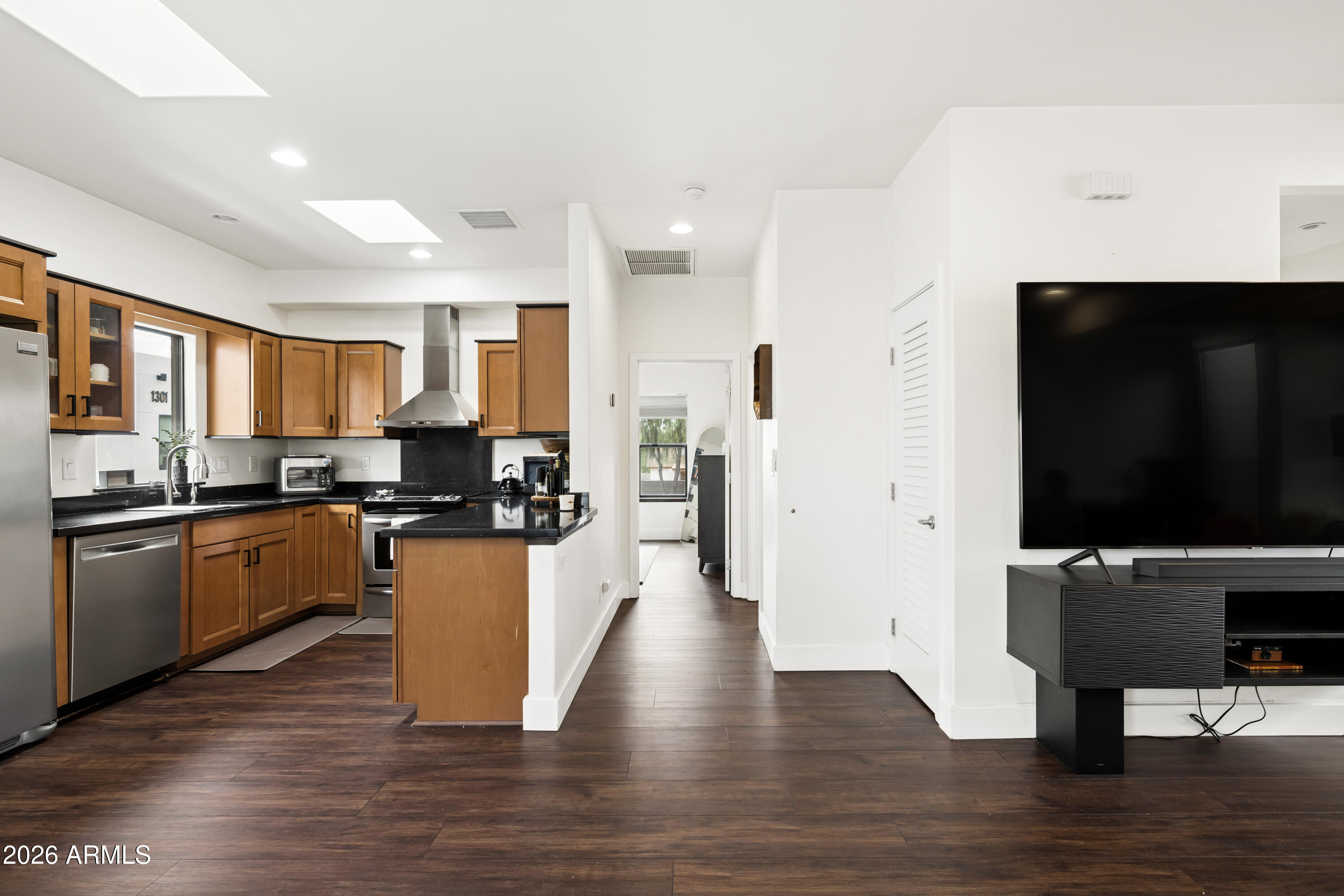 5TH STREET WEST - Residential