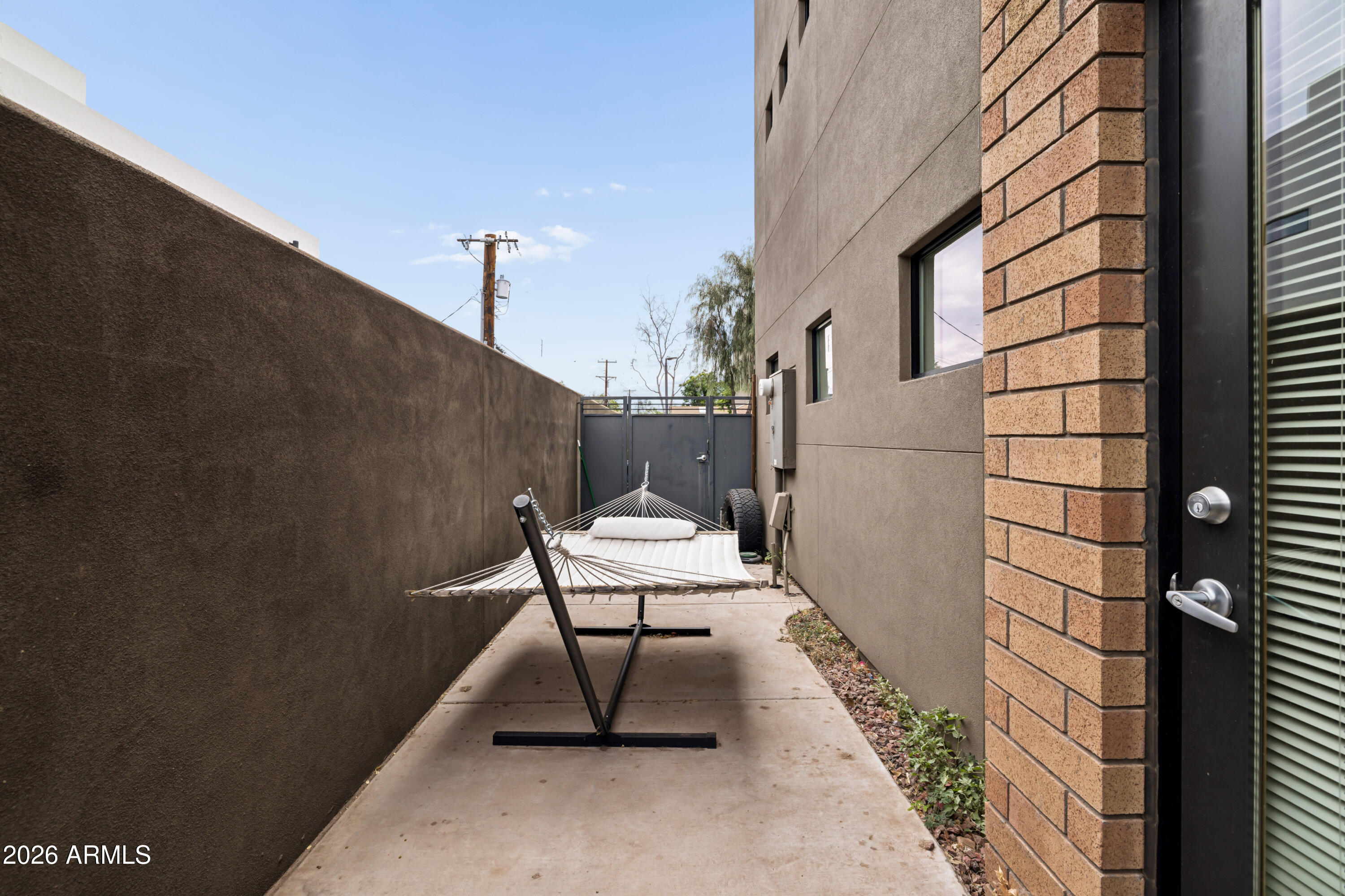 5TH STREET WEST - Residential