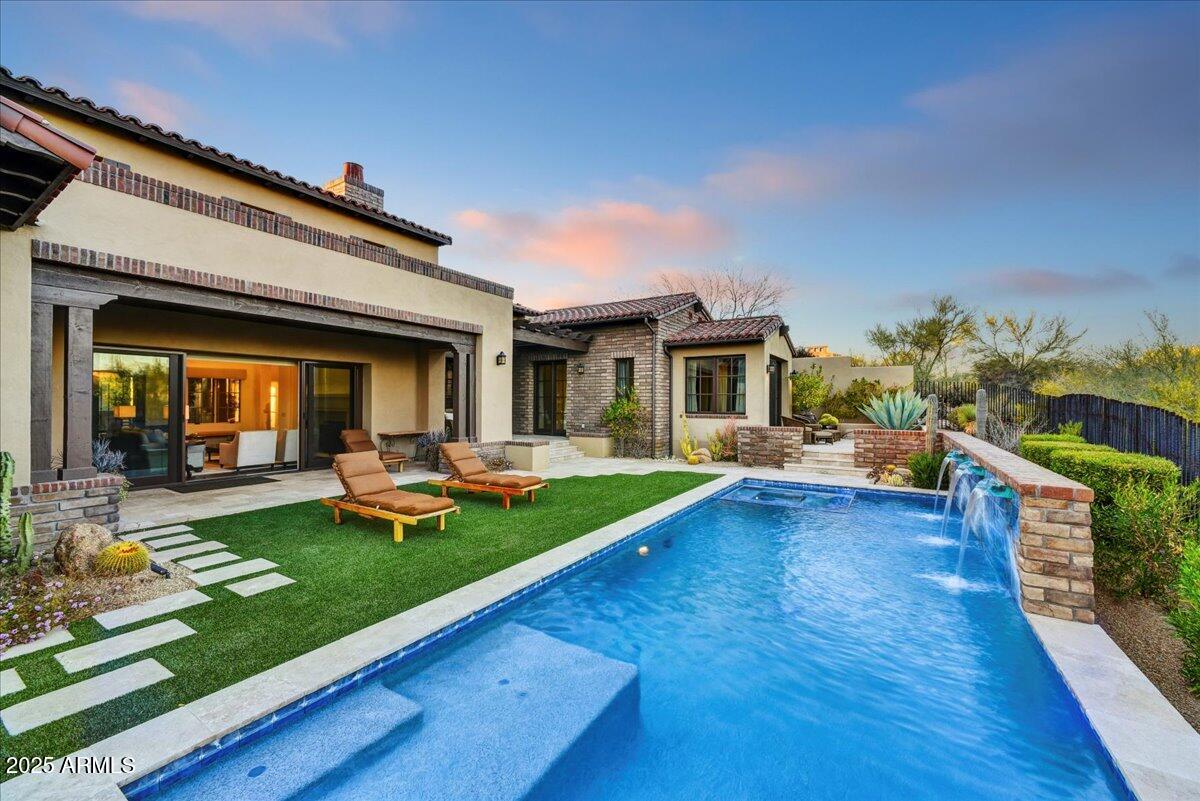 Mirabel Club - Residential