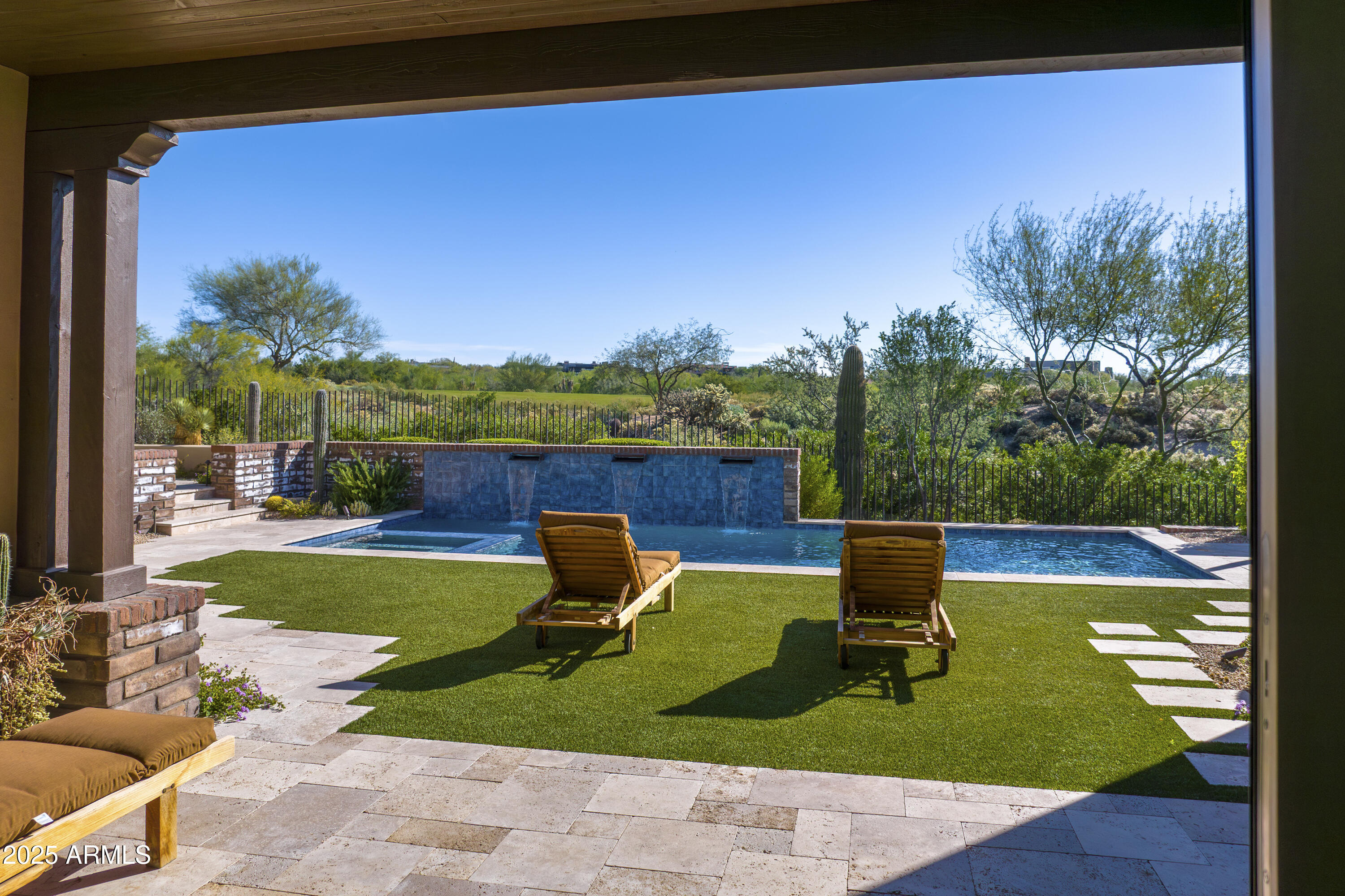 Mirabel Club - Residential