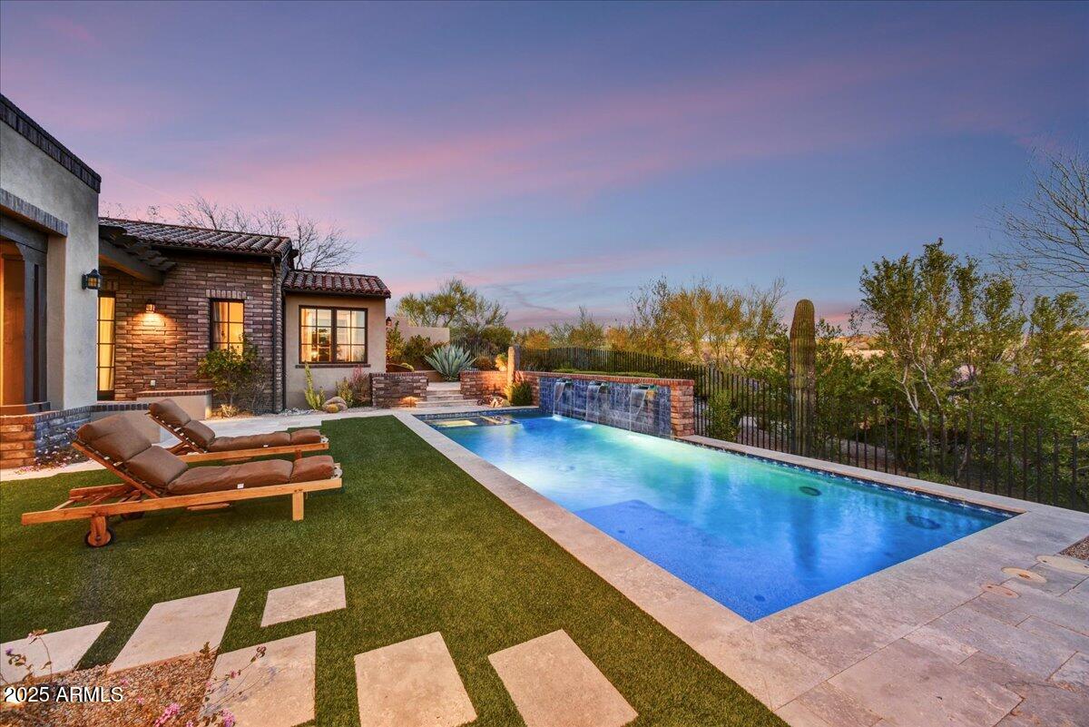 Mirabel Club - Residential