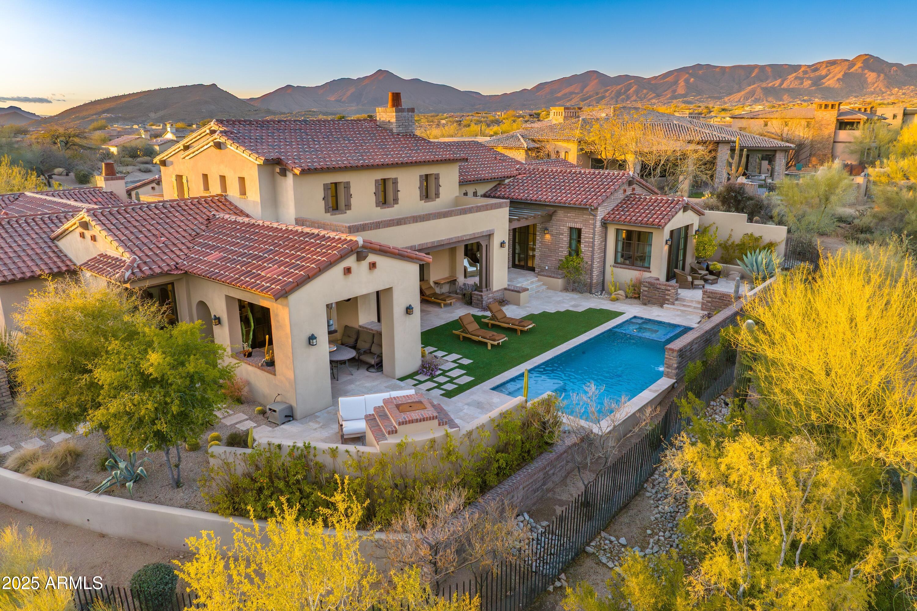 Mirabel Club - Residential