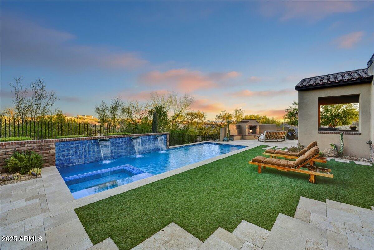 Mirabel Club - Residential