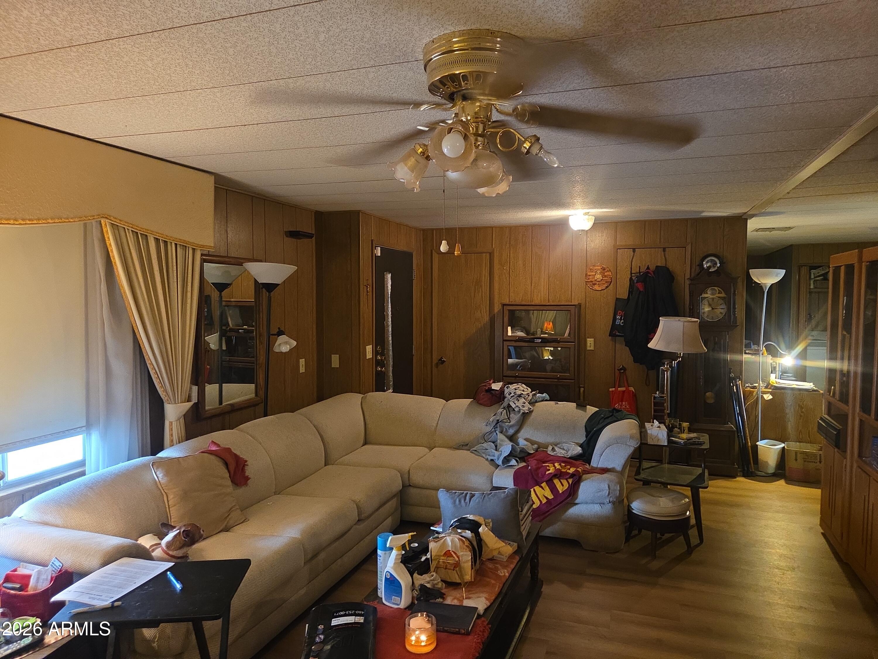 MESA MOBILE ESTATES - Residential