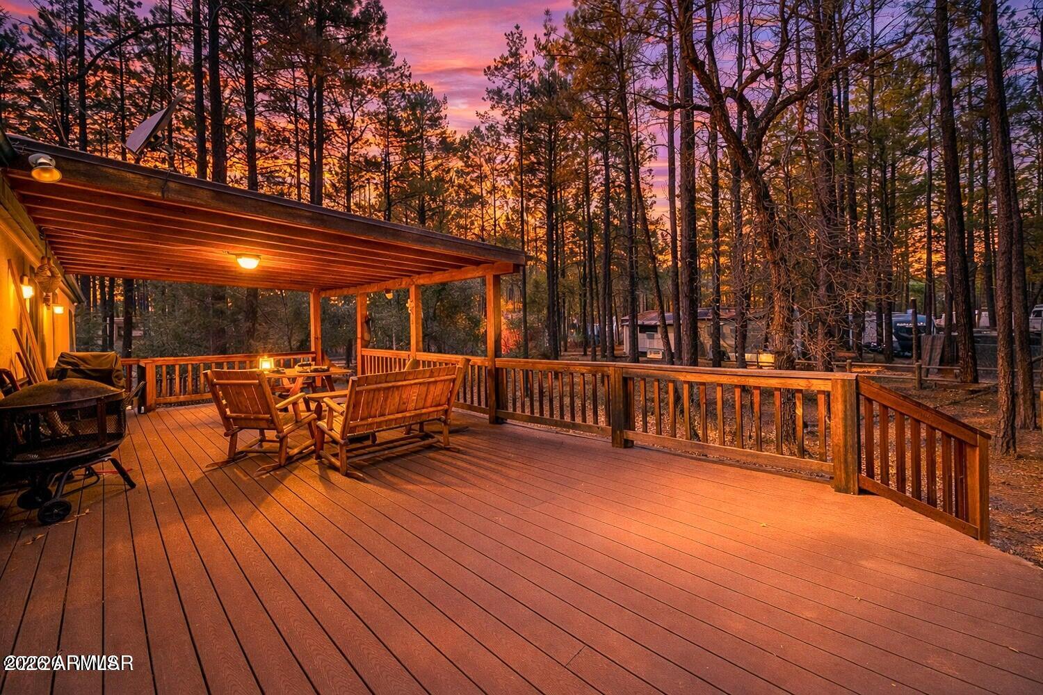 SPORTSMANS RETREAT - Residential