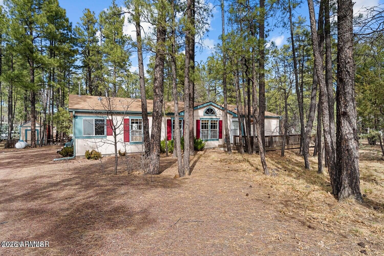 SPORTSMANS RETREAT - Residential