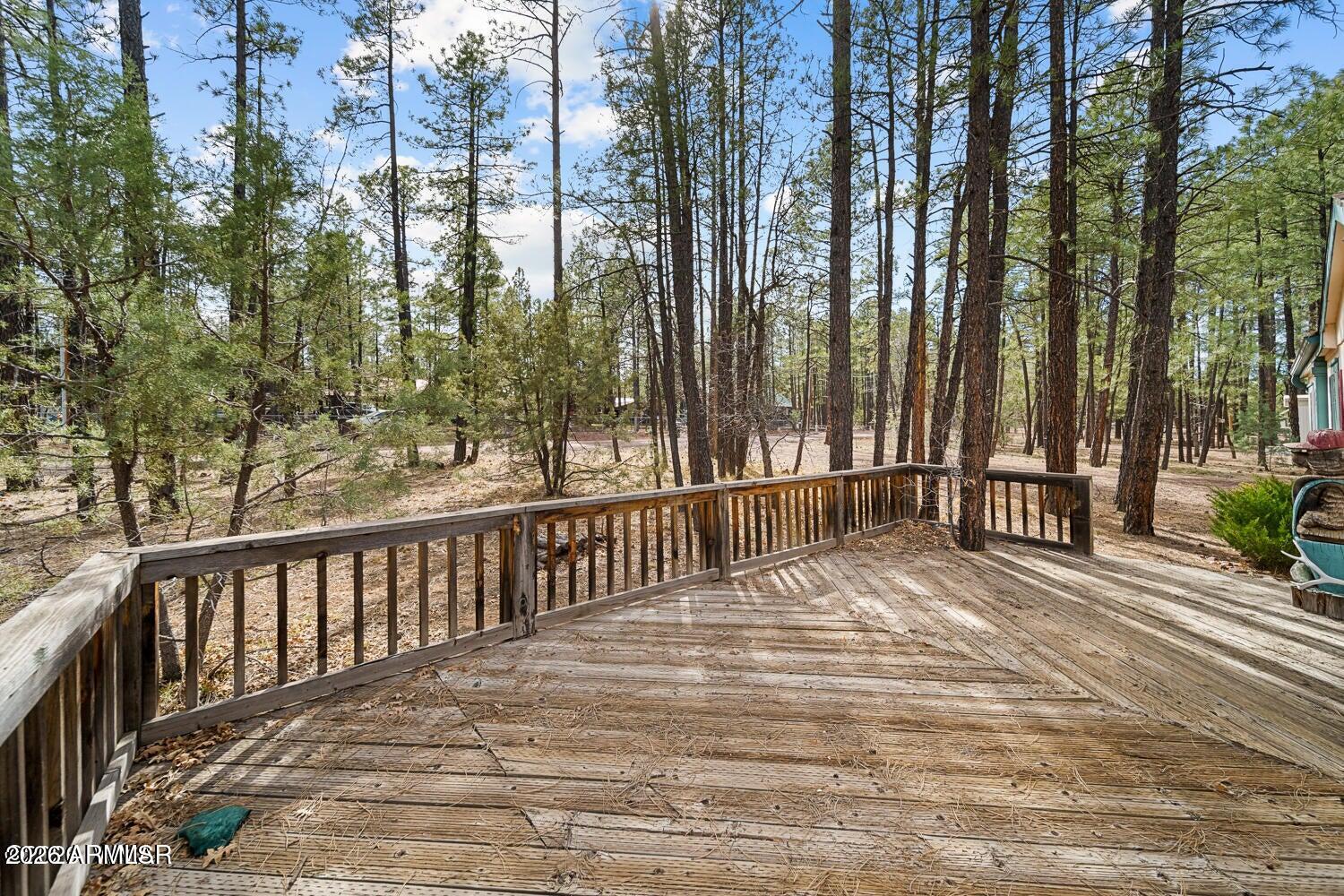 SPORTSMANS RETREAT - Residential