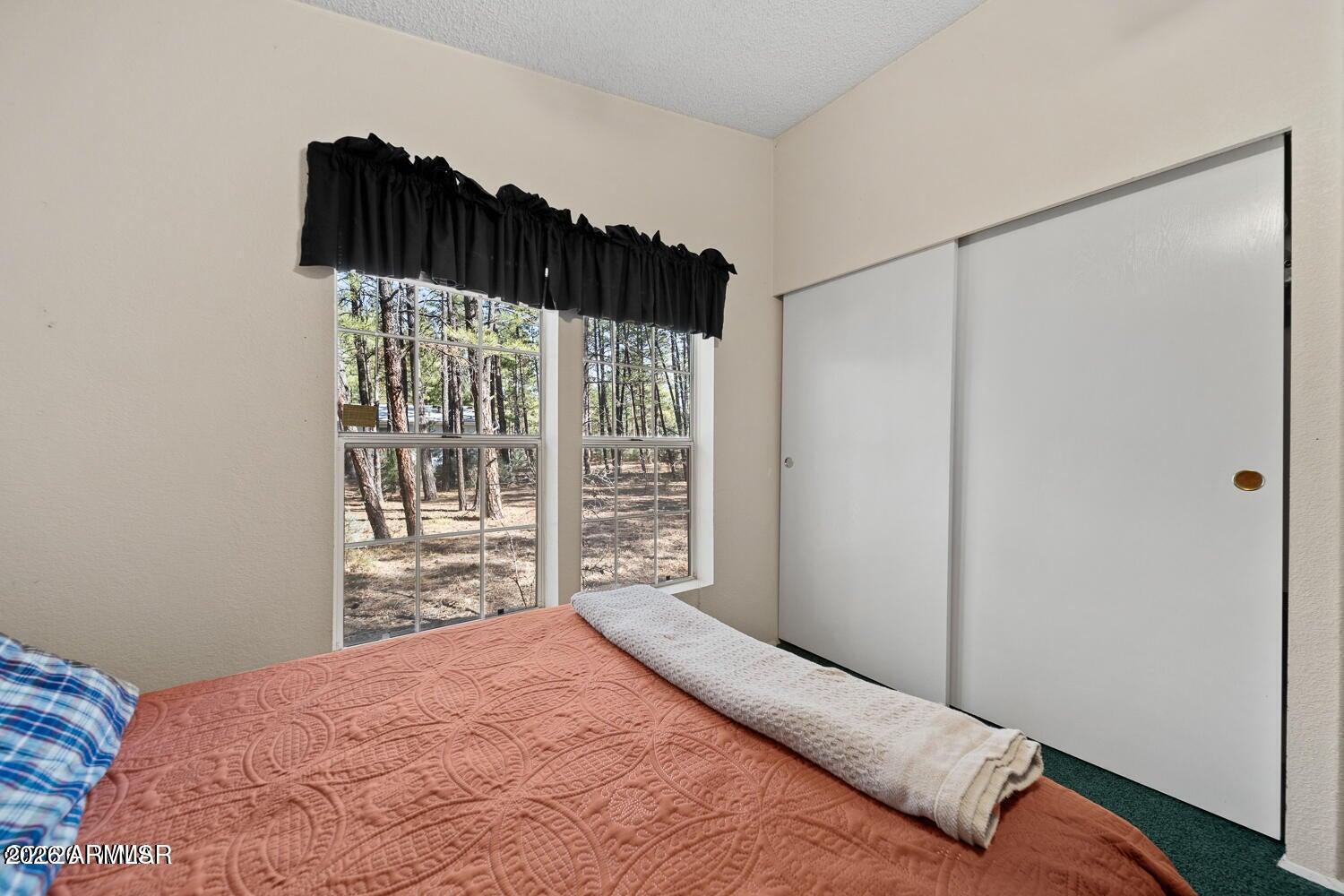 SPORTSMANS RETREAT - Residential