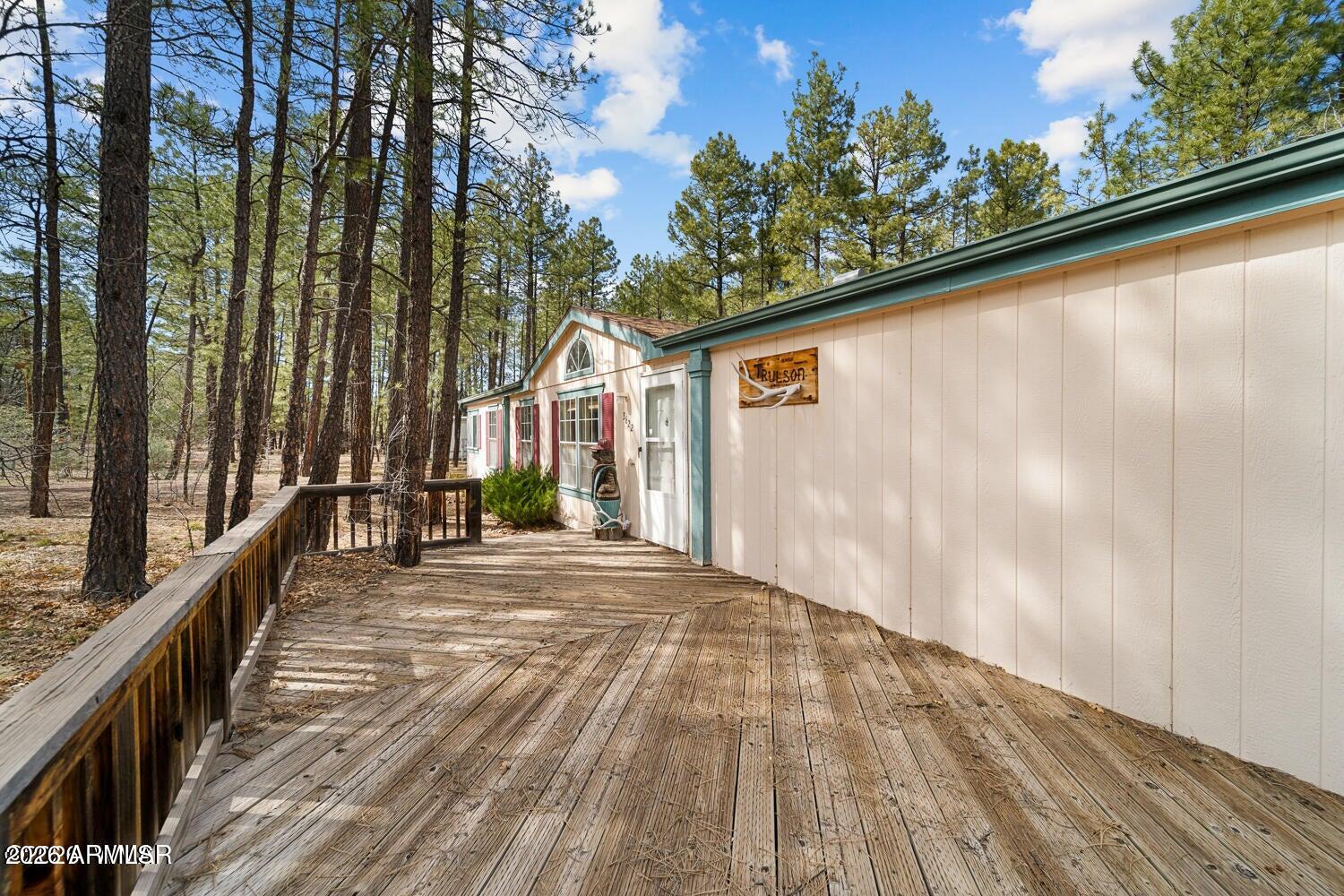 SPORTSMANS RETREAT - Residential