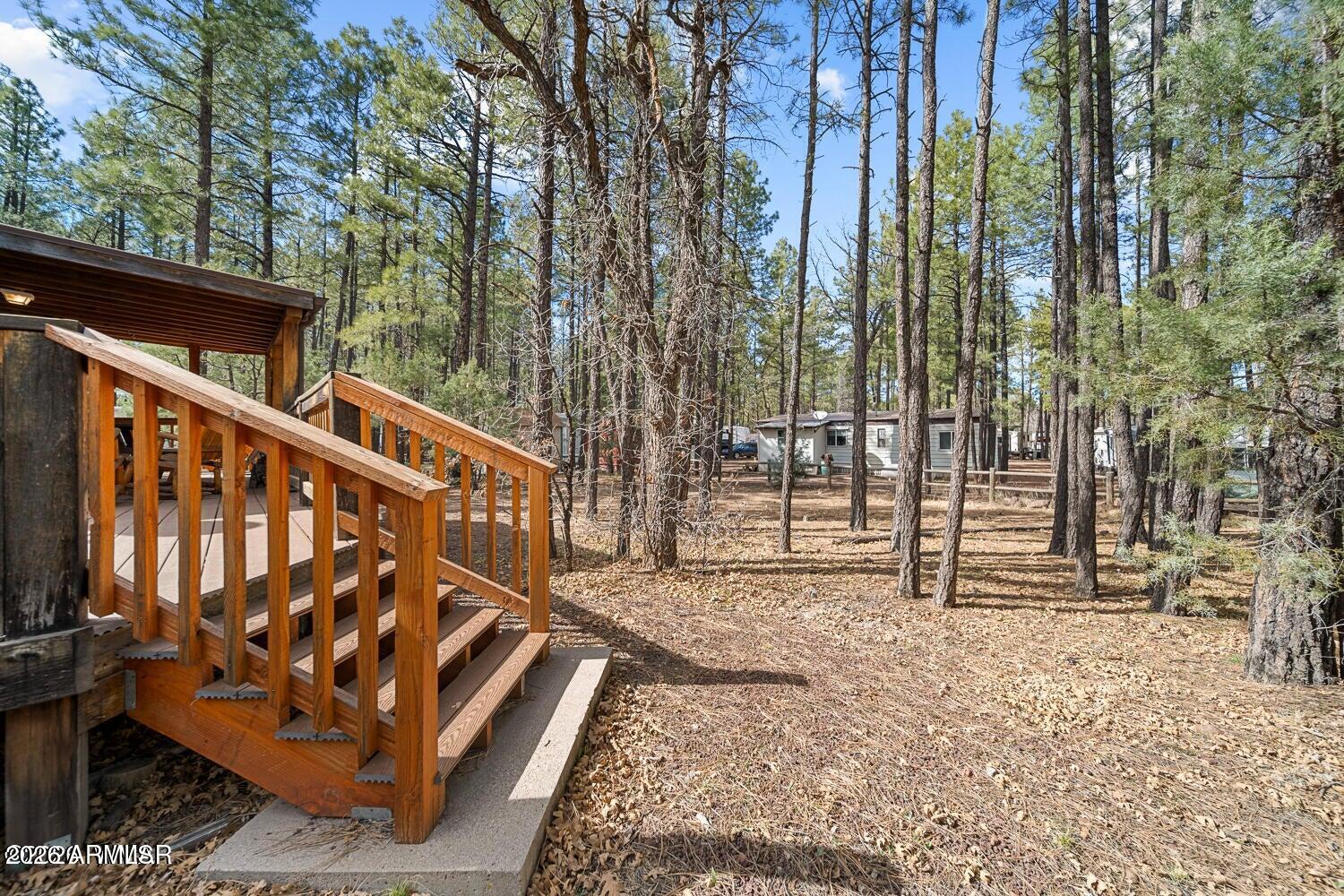SPORTSMANS RETREAT - Residential