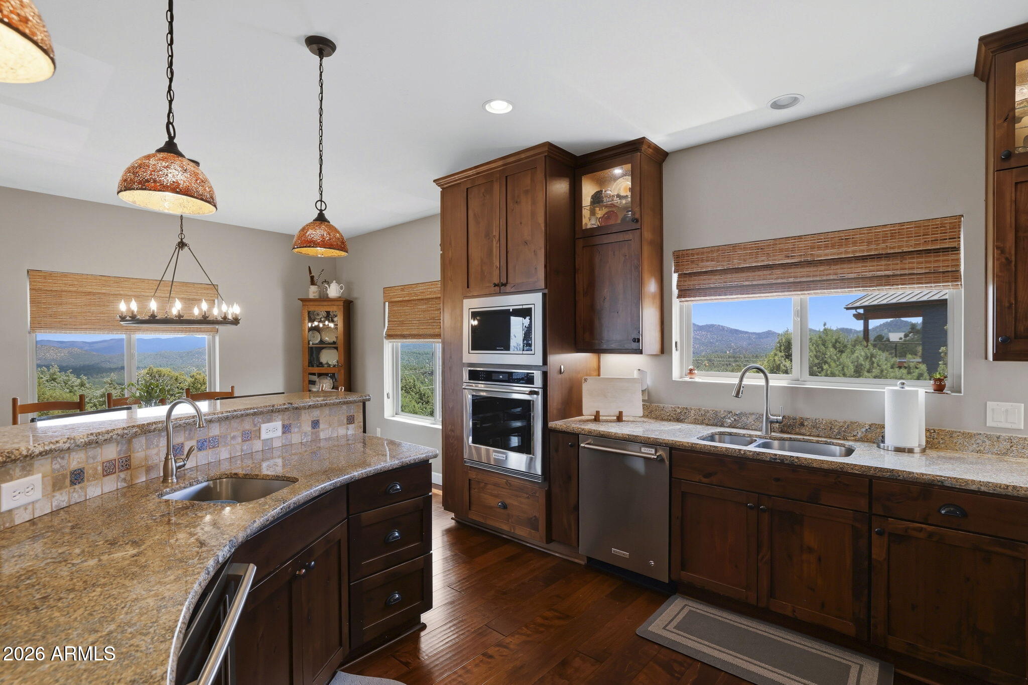 THUMB BUTTE DISTRICT - Residential