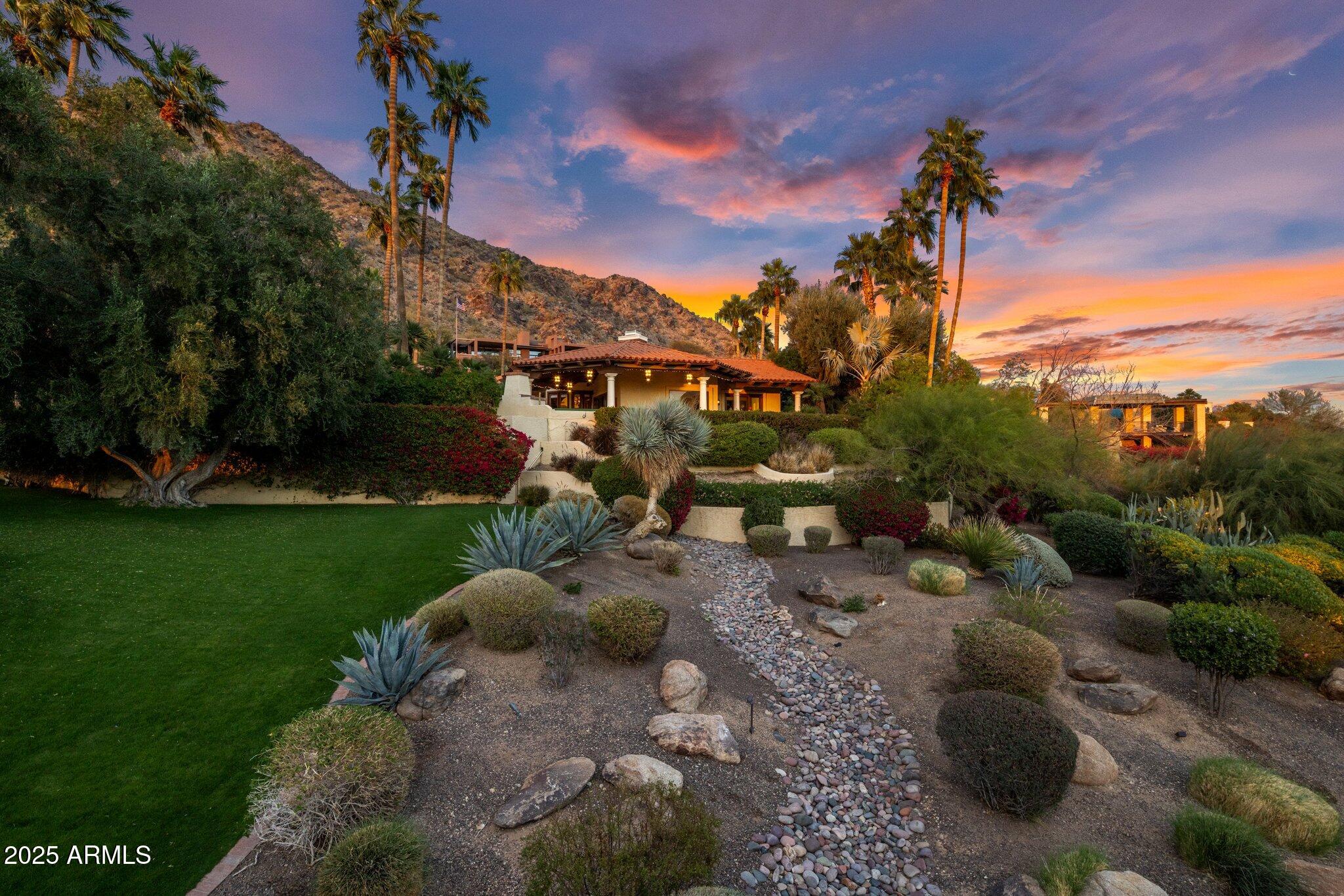 PARADISE VALLEY ESTATES - Residential