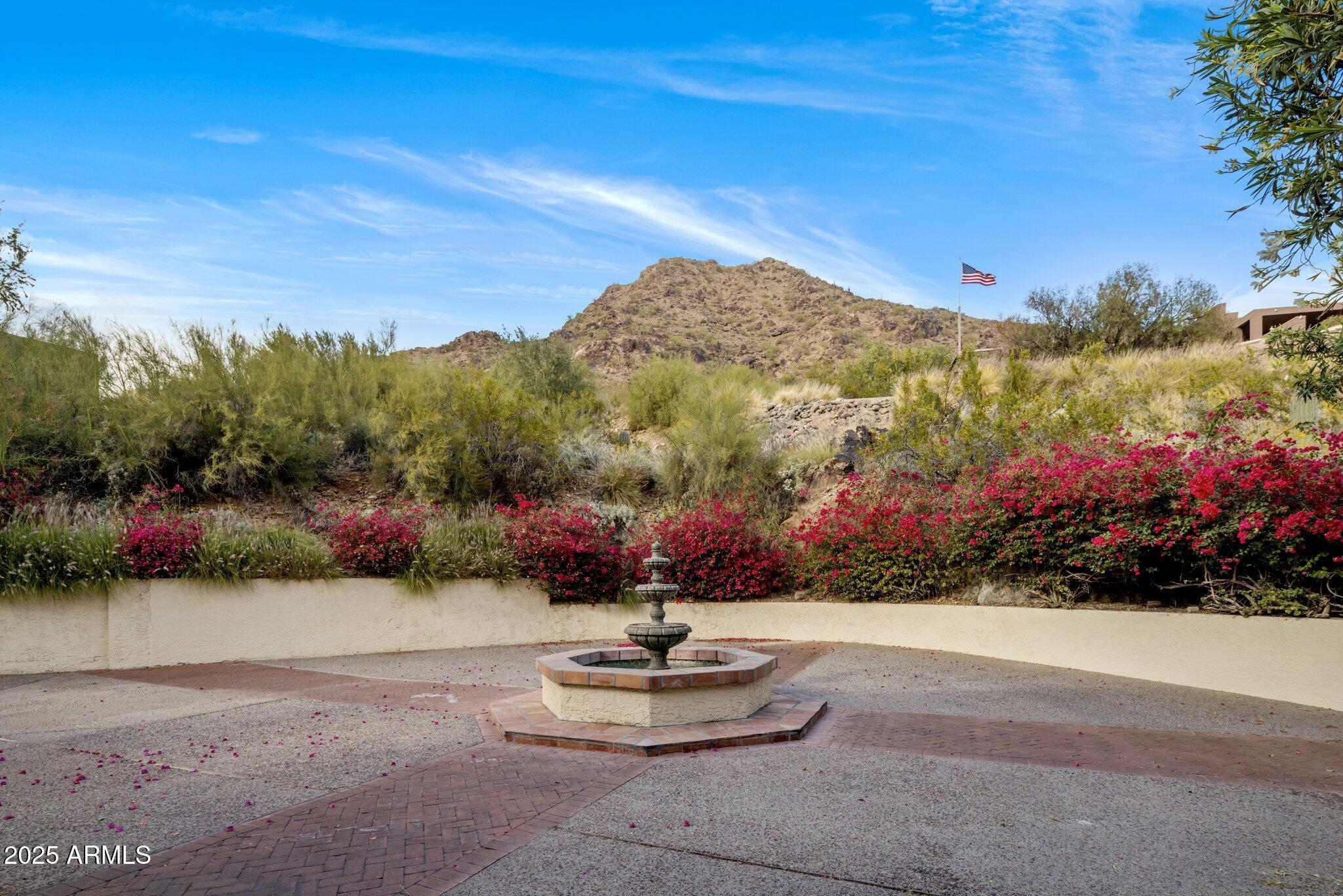 PARADISE VALLEY ESTATES - Residential