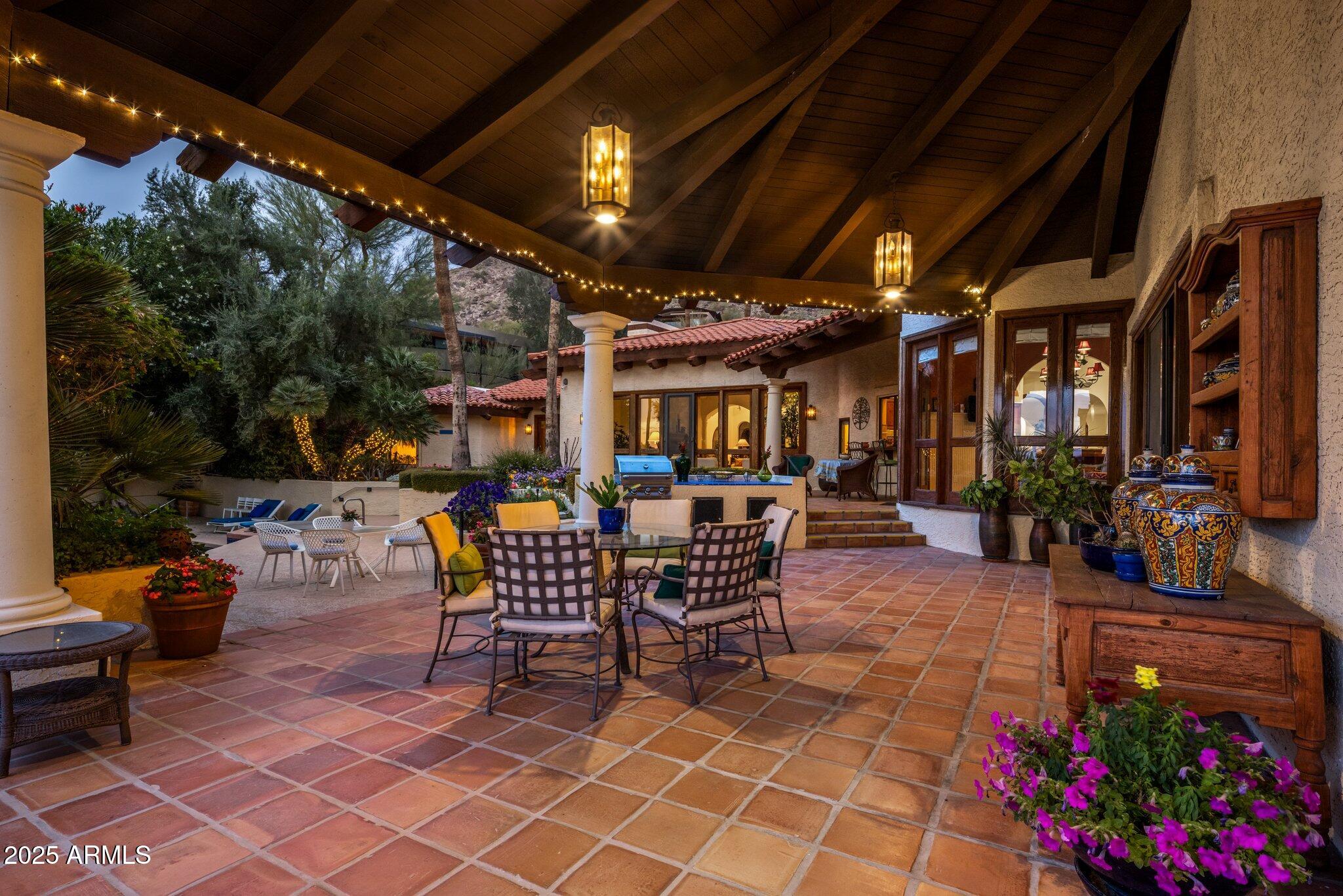 PARADISE VALLEY ESTATES - Residential