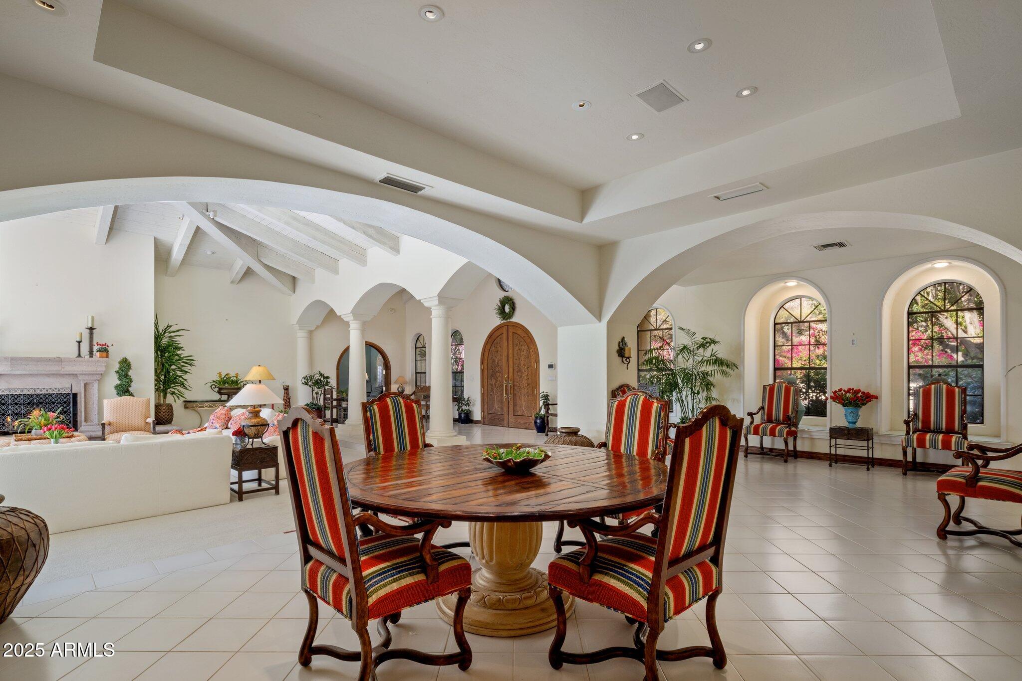PARADISE VALLEY ESTATES - Residential