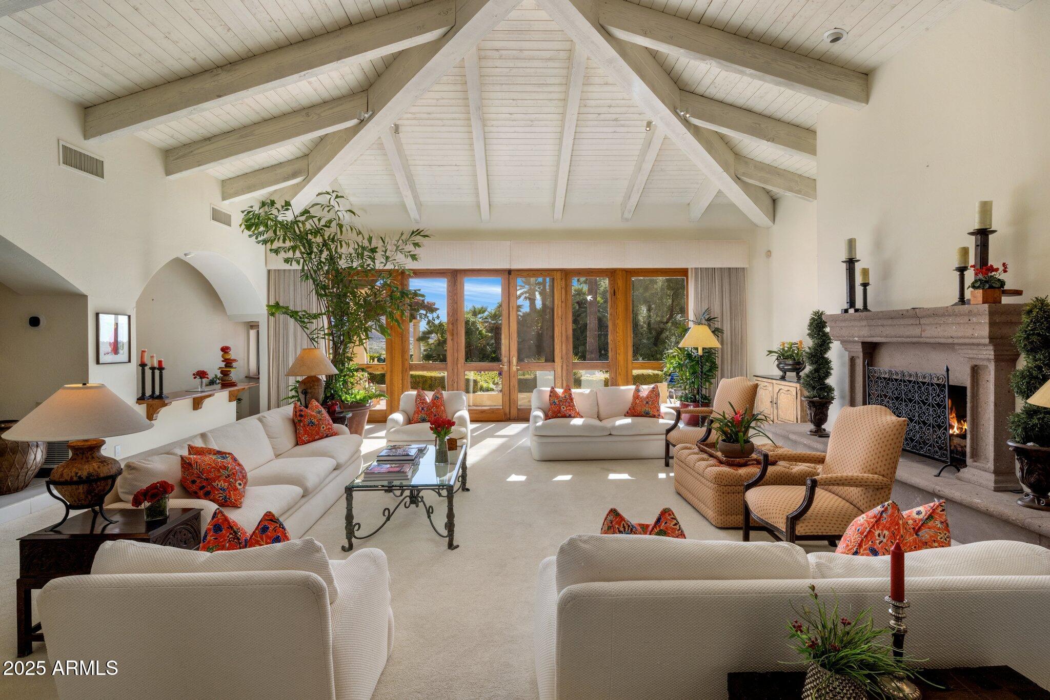 PARADISE VALLEY ESTATES - Residential