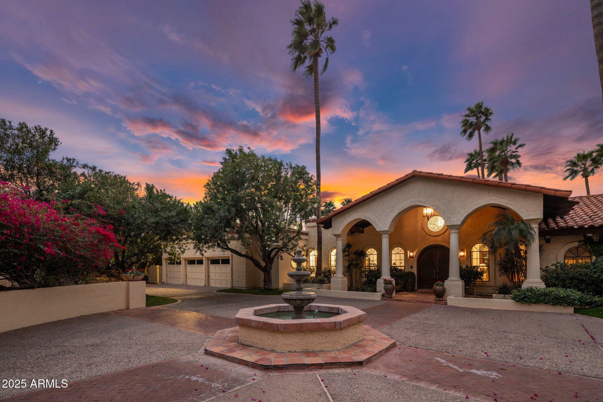 PARADISE VALLEY ESTATES - Residential
