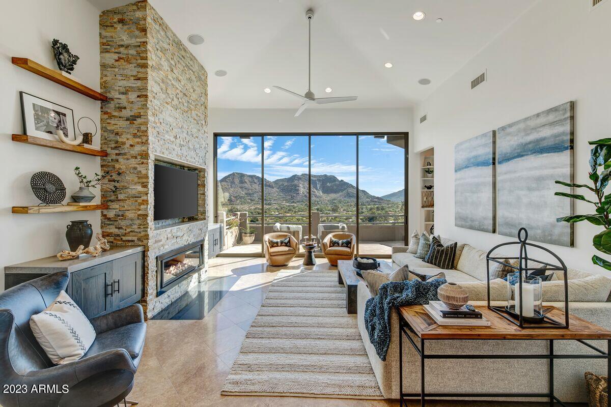 SUNSET HILLS LOT 1-20 & TR C - Residential