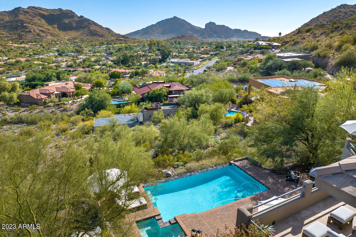 SUNSET HILLS LOT 1-20 & TR C - Residential