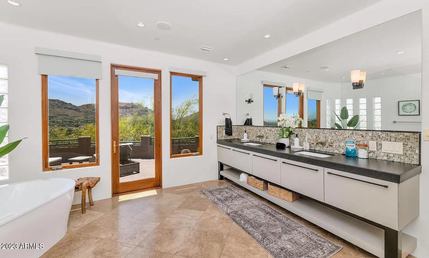 SUNSET HILLS LOT 1-20 & TR C - Residential
