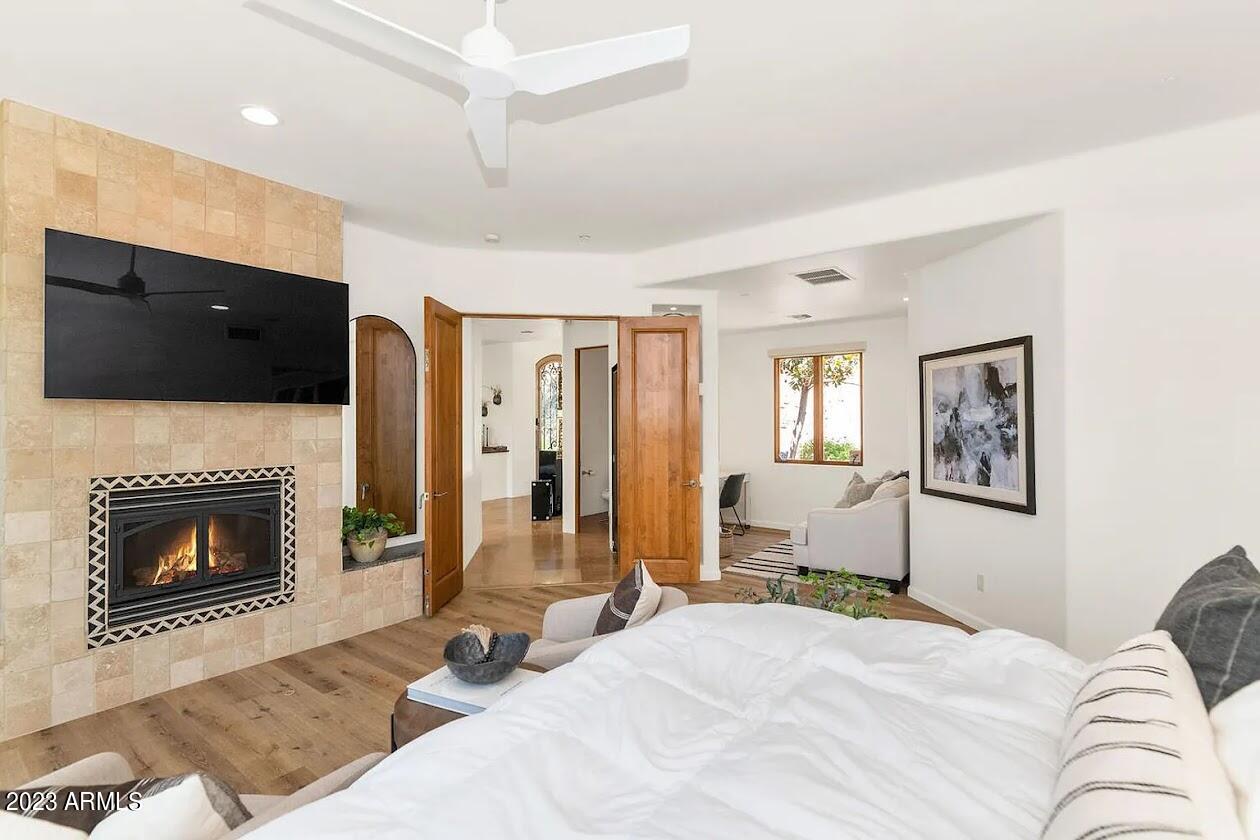 SUNSET HILLS LOT 1-20 & TR C - Residential