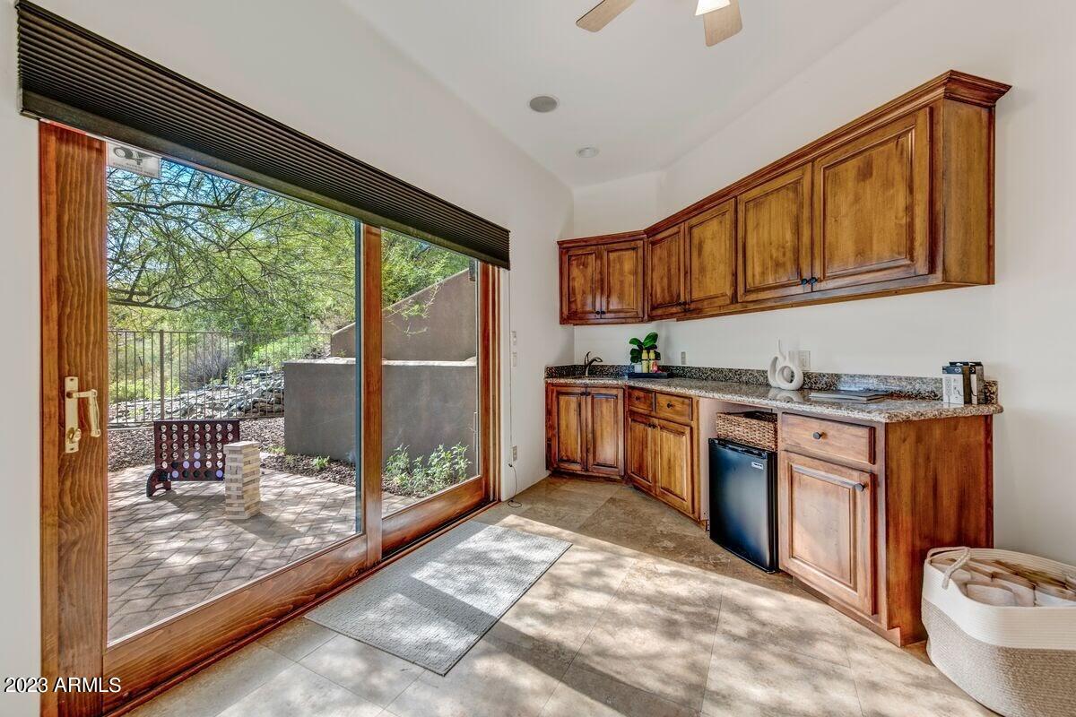 SUNSET HILLS LOT 1-20 & TR C - Residential