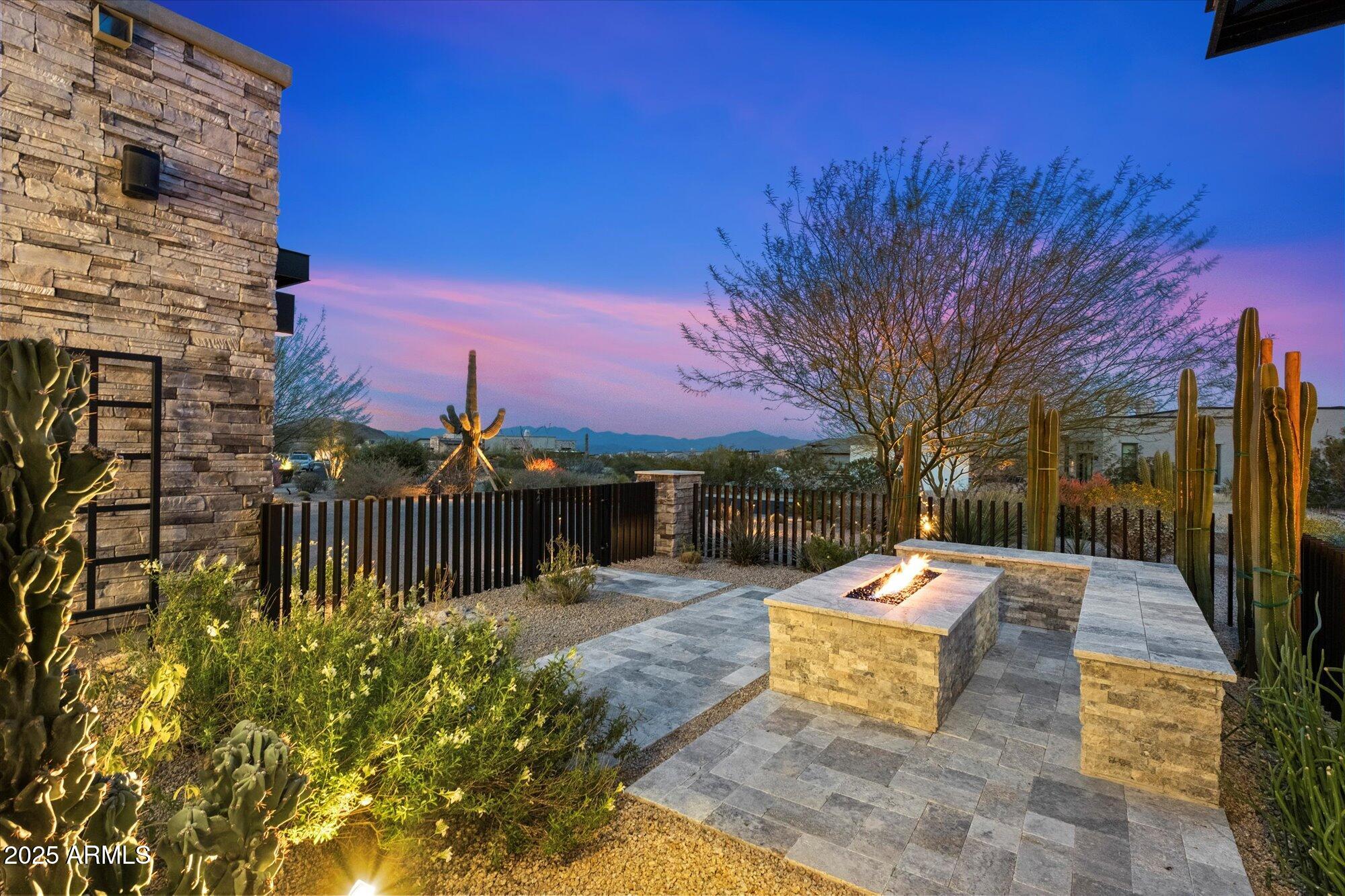 BOULDER RANCH - Residential