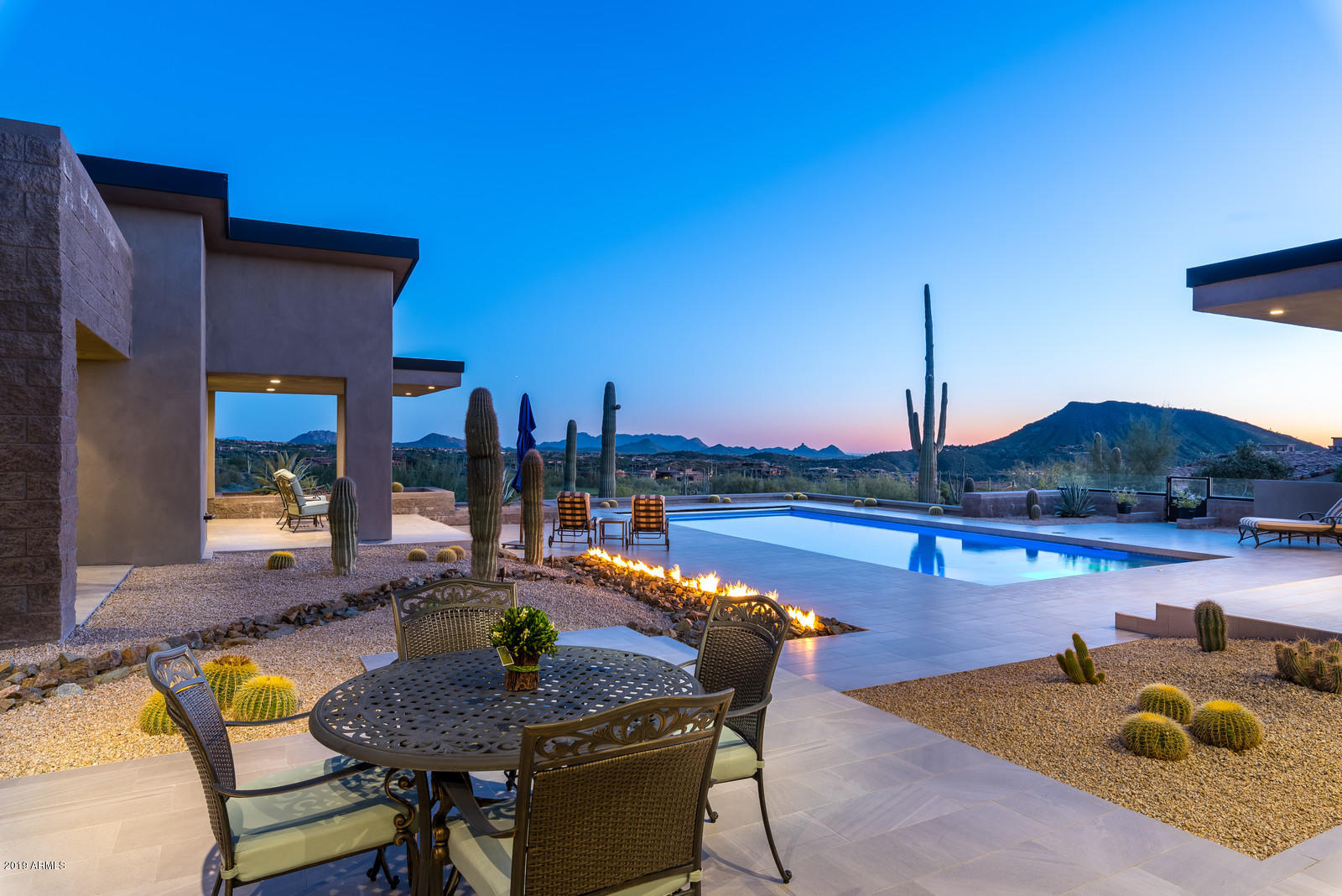 DESERT MOUNTAIN - Residential