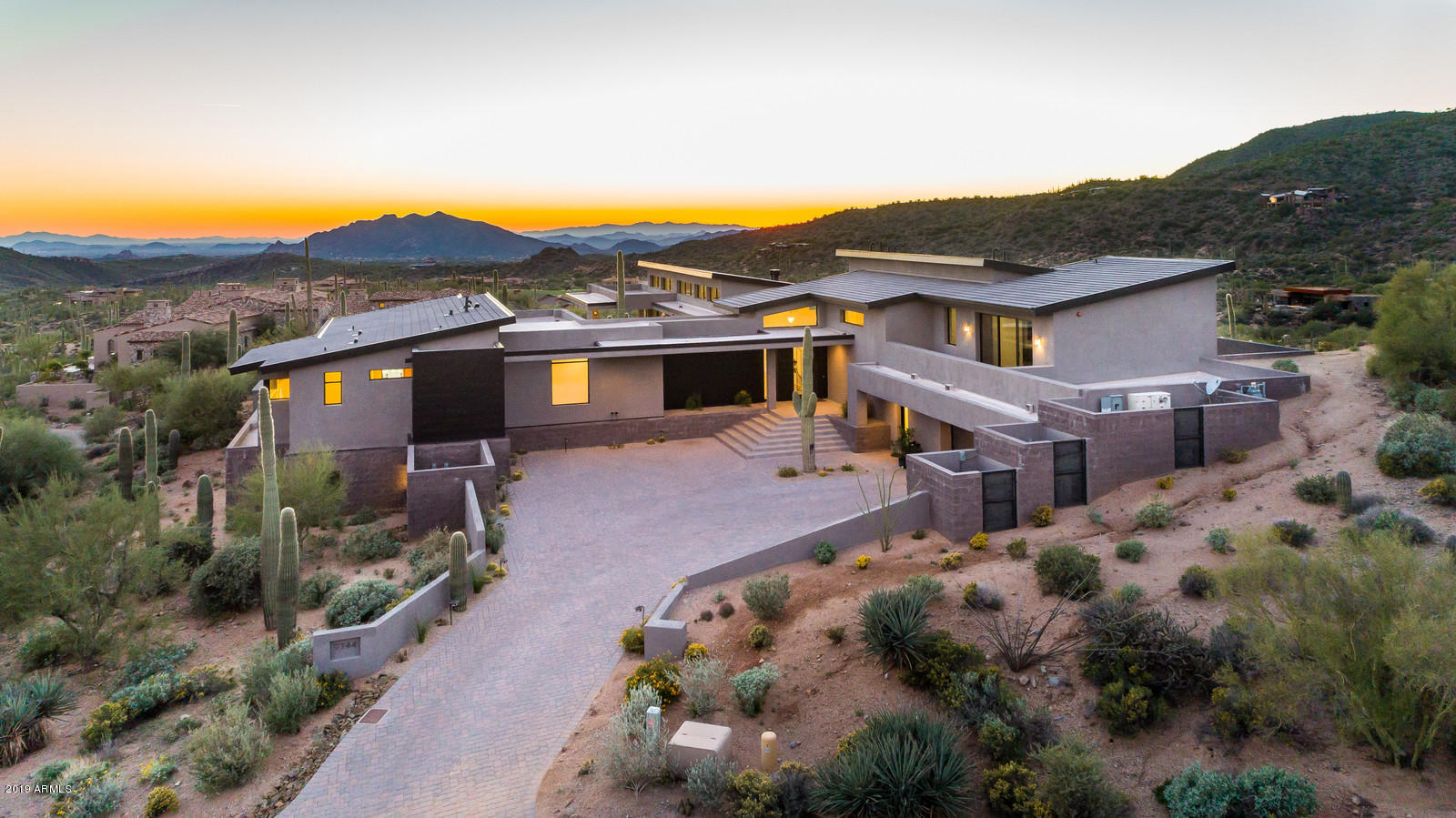DESERT MOUNTAIN - Residential