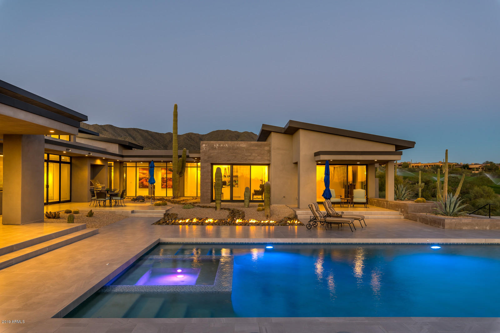 DESERT MOUNTAIN - Residential