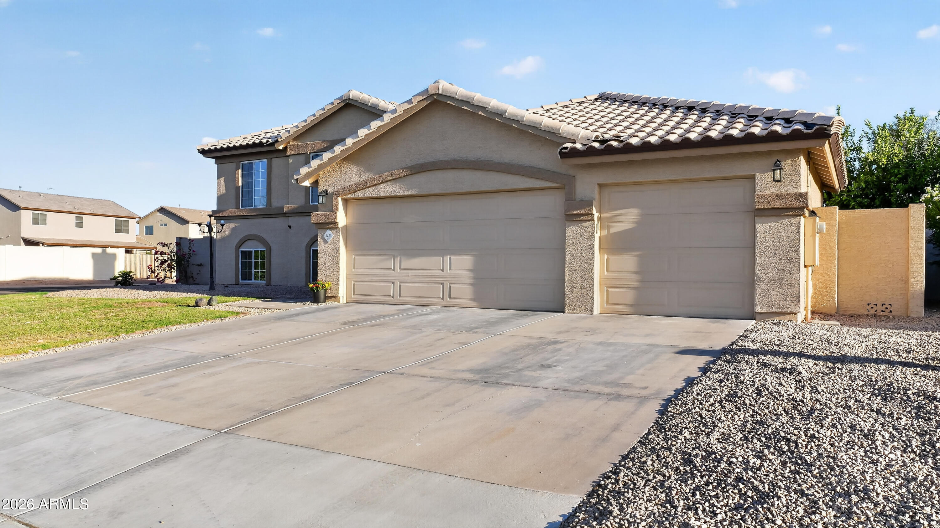 TRADITION - Residential