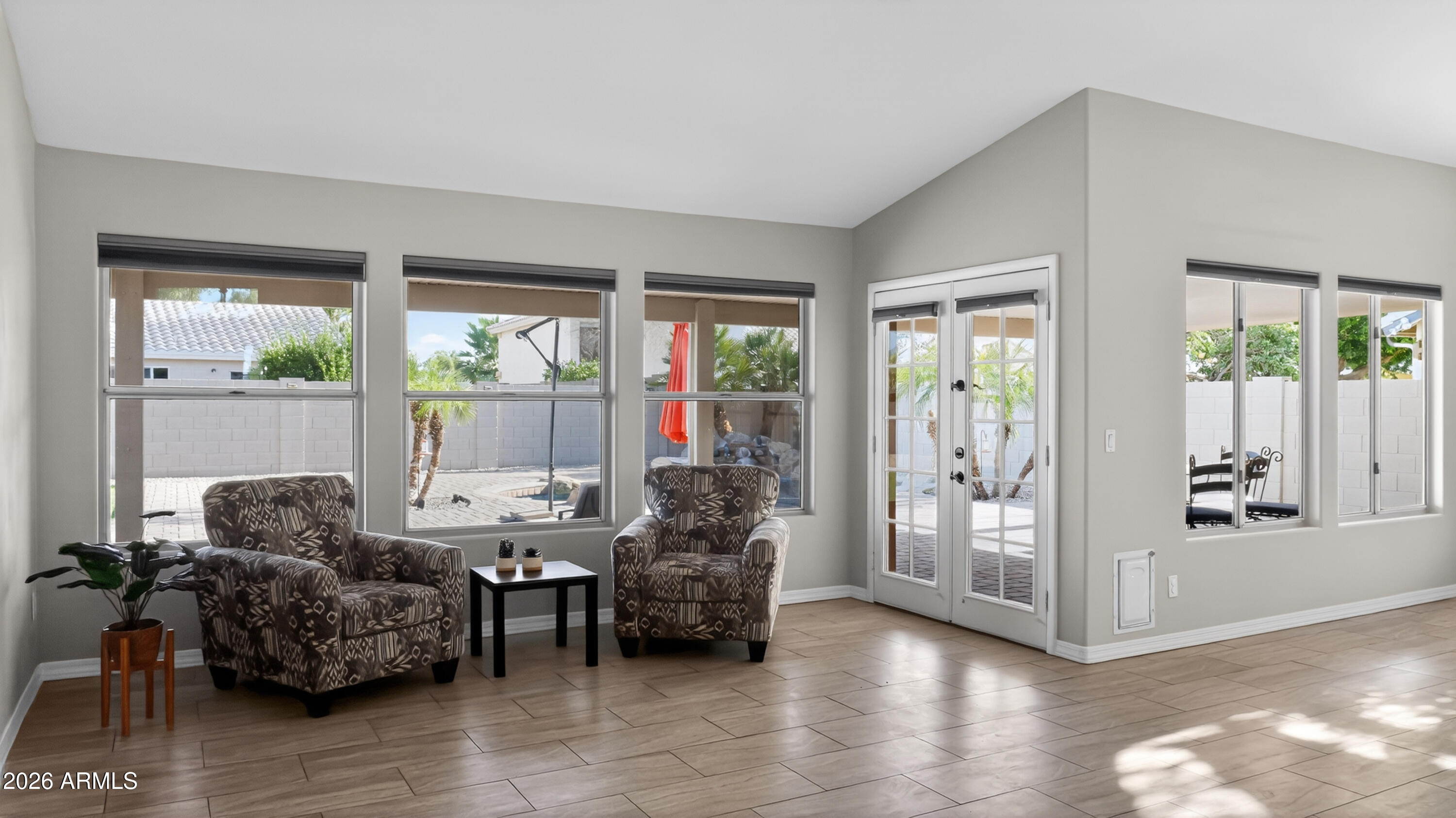 TRADITION - Residential