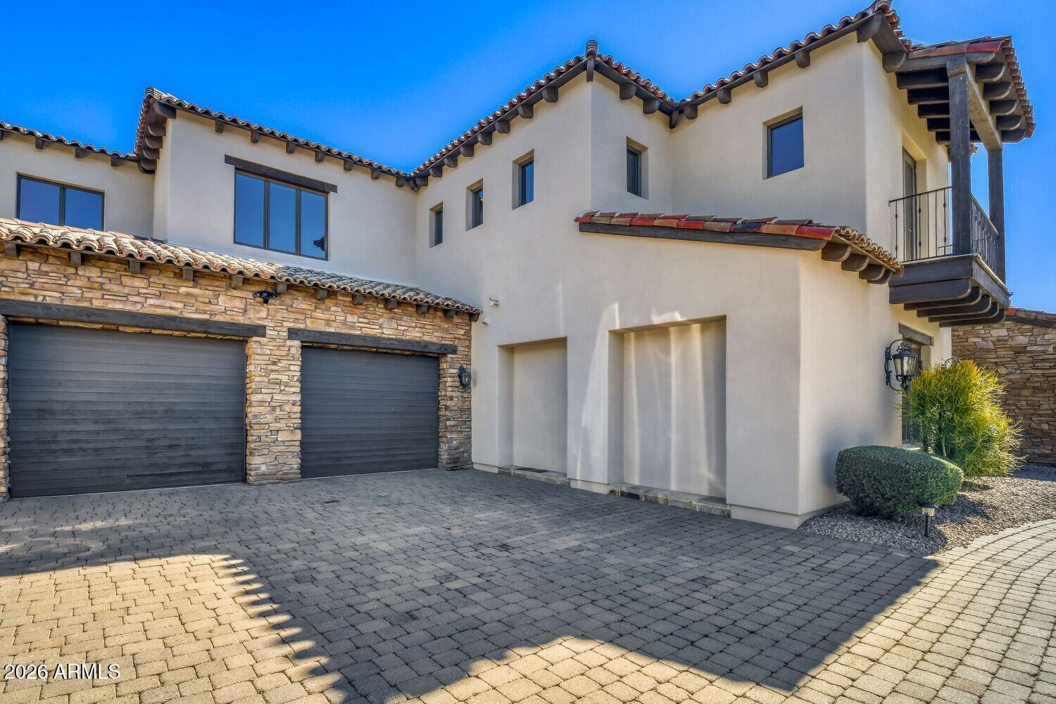 Superstition Mountain - Residential