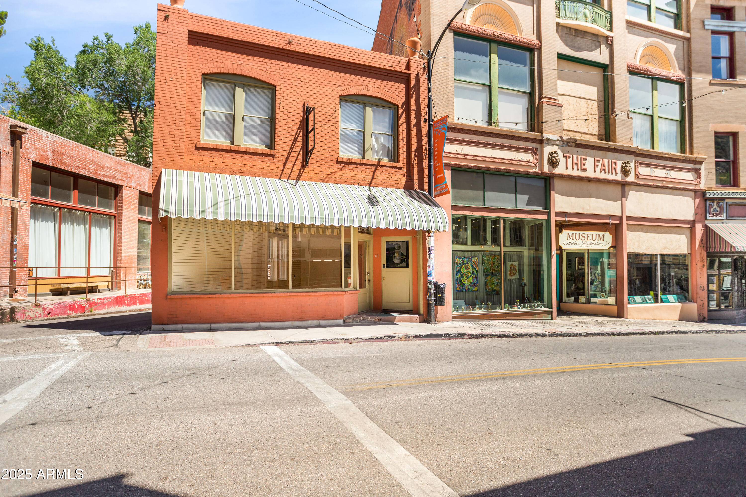 BISBEE - Commercial Sale