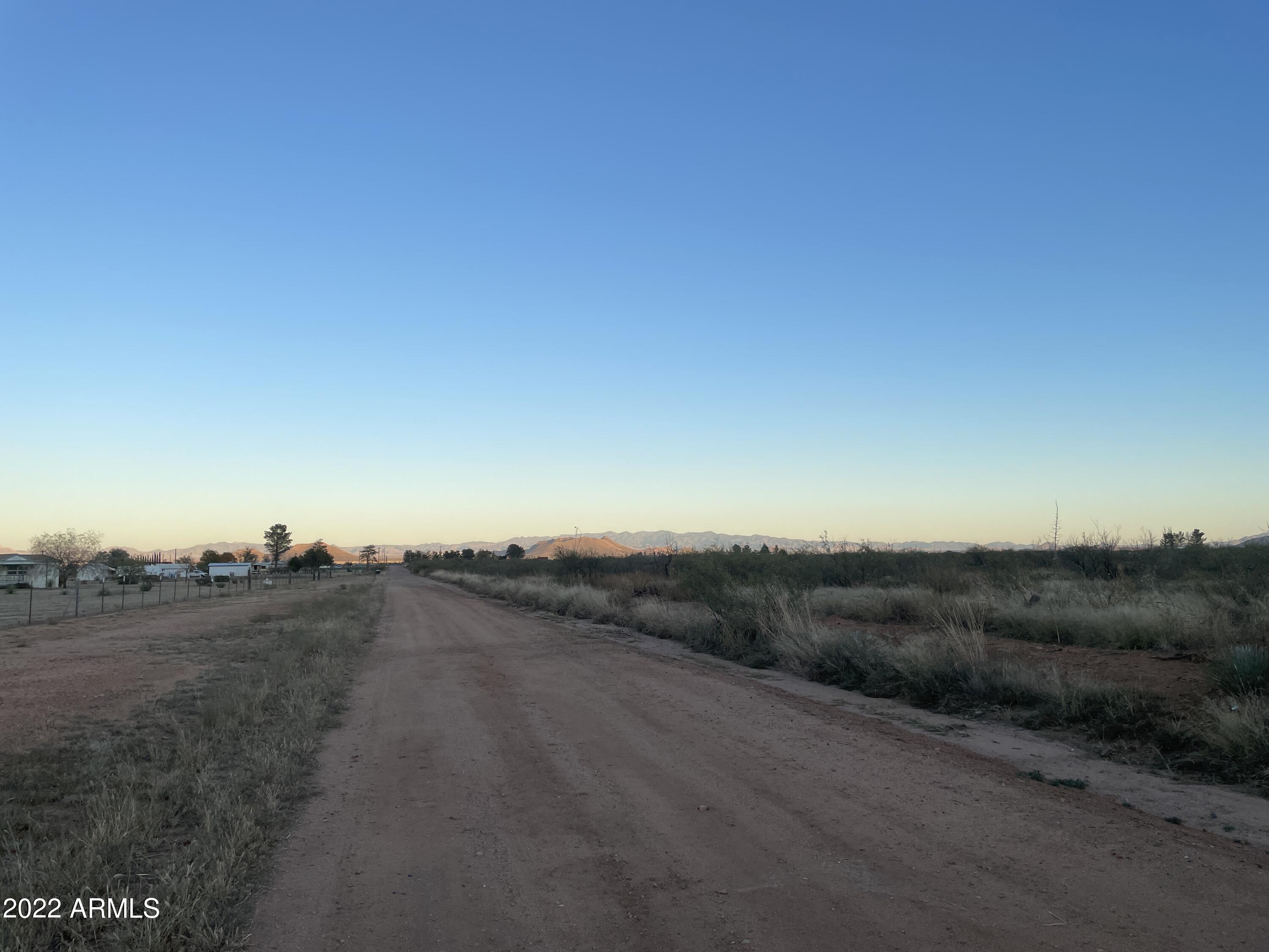 SELLER CARRYBACK.  Just over 15 acres, seller is willing to split. Great location near Sunsites, Highway 191, Cochise Stronghold. Come make your home in Cochise County Arizona. Seller will carry note.