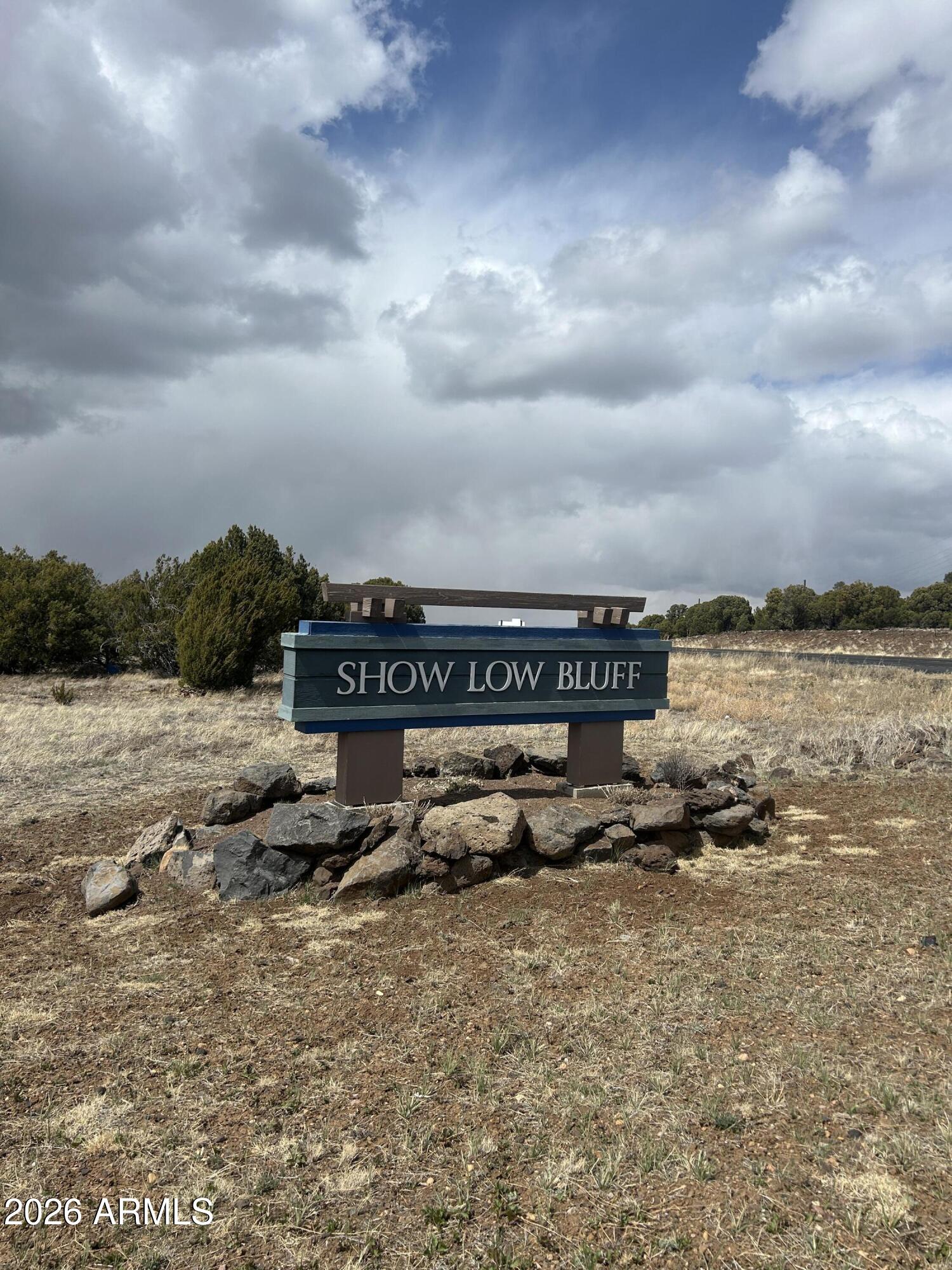 SHOW LOW BLUFF PHASE 1B - Land