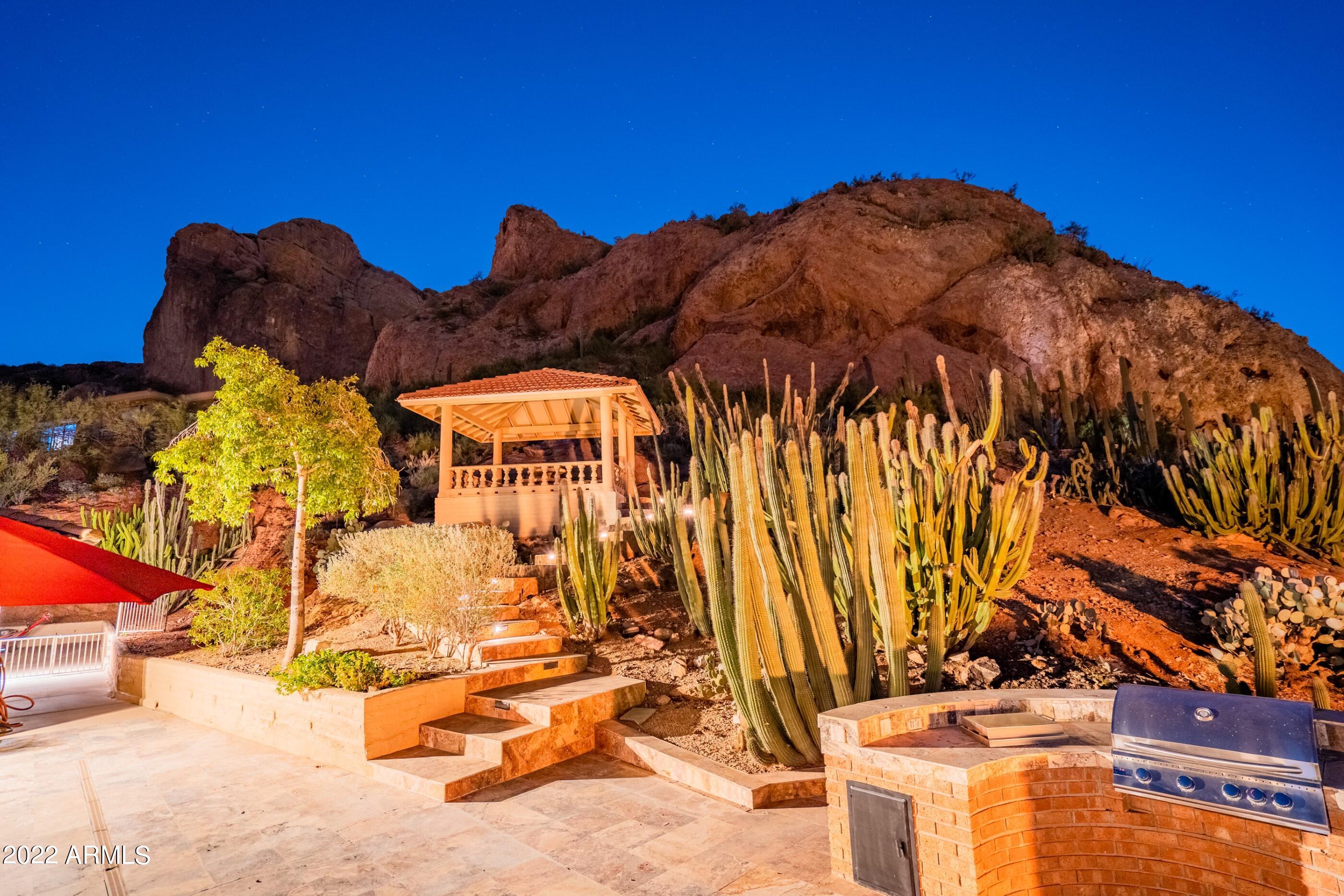 STONE CANYON - Land