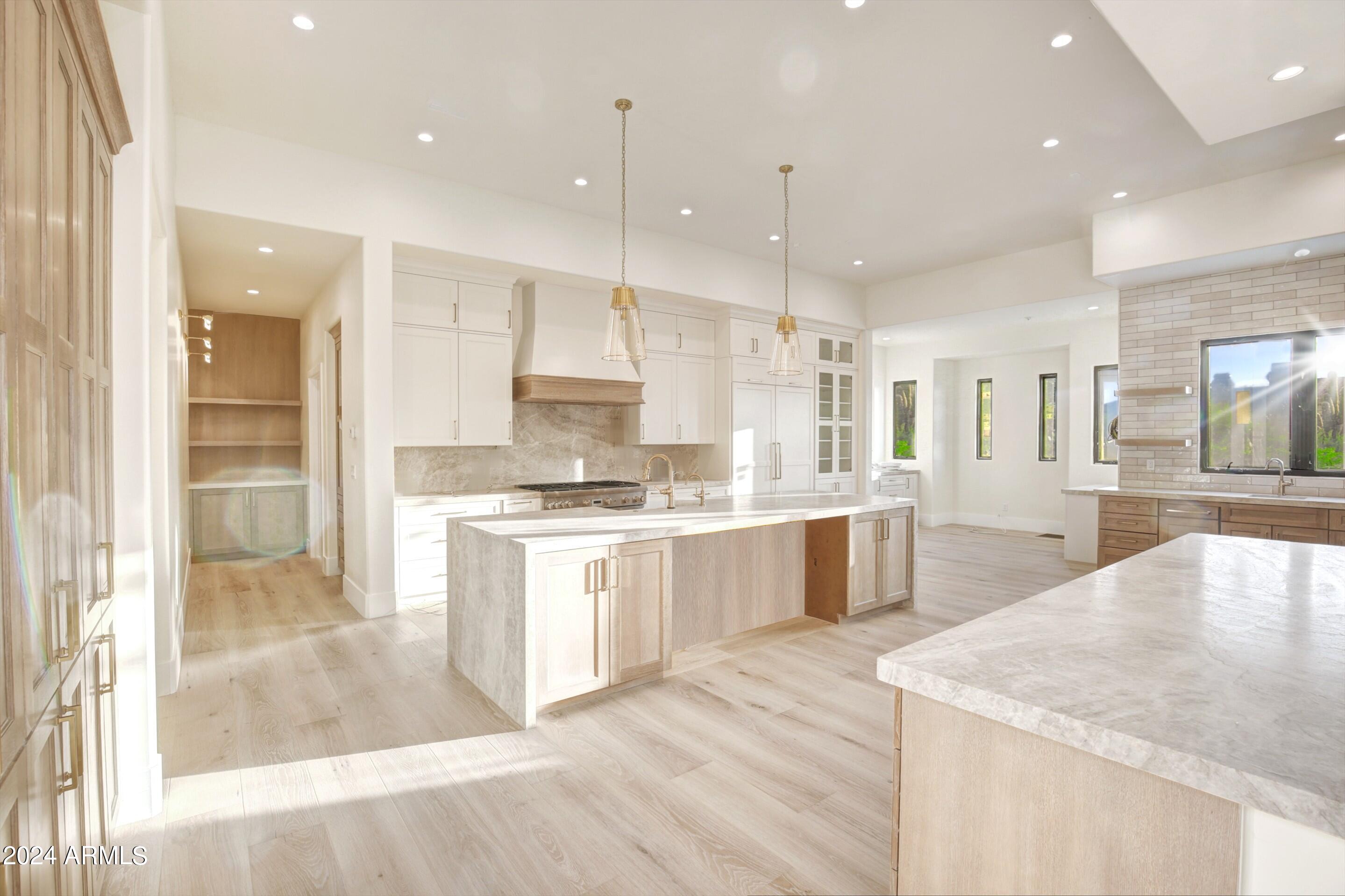 DC RANCH - Residential