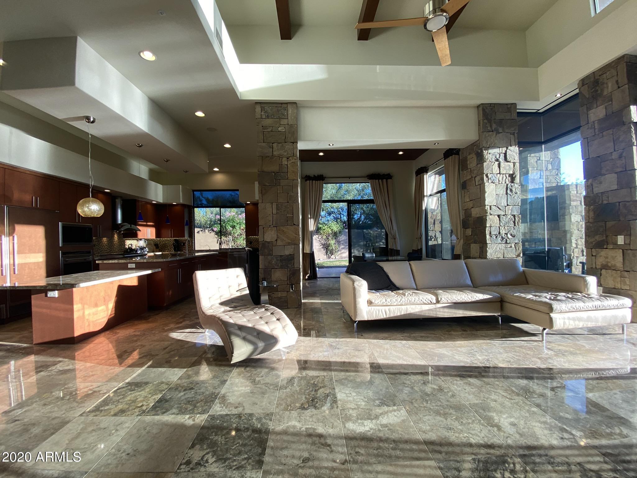 DESERT SUMMIT - Residential