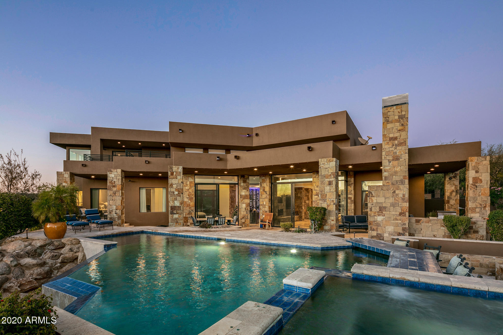 DESERT SUMMIT - Residential